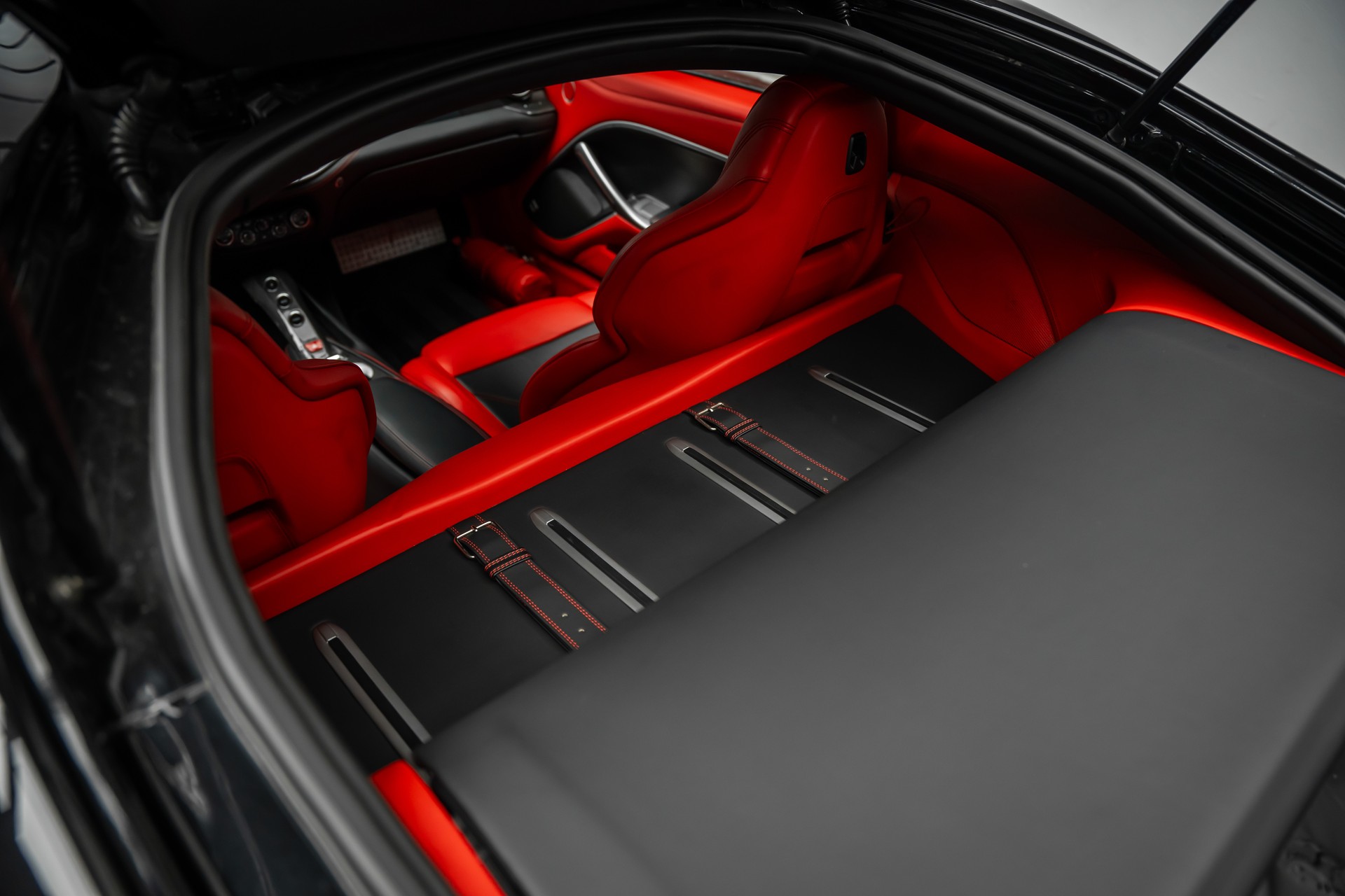 FERRARI * F12 * FULL CARBON INNEN * FRISCH AB FERRARI SERVICE * LEASING AB 1333.- *-image-10
