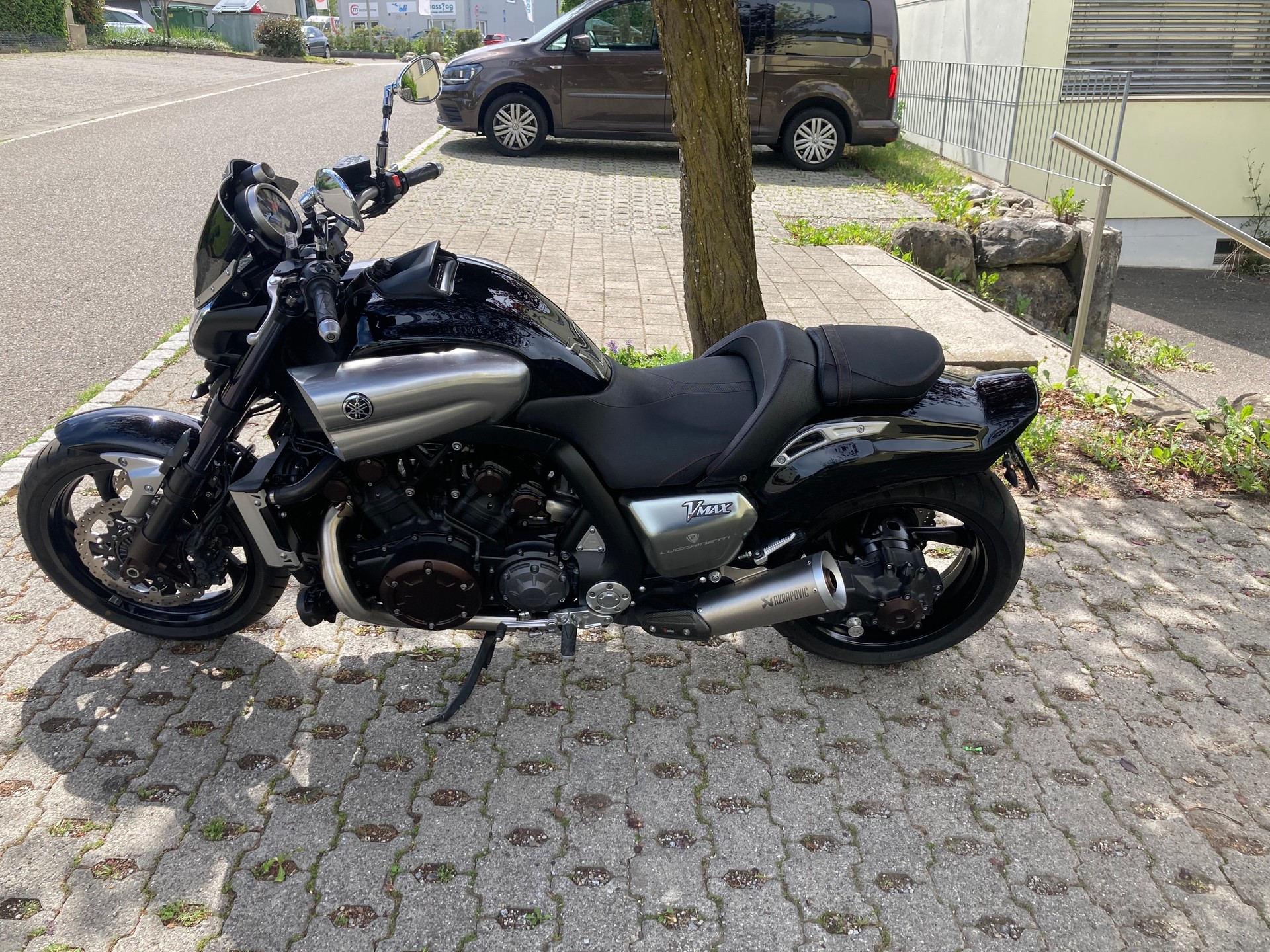 YAMAHA V-MAX-image-0
