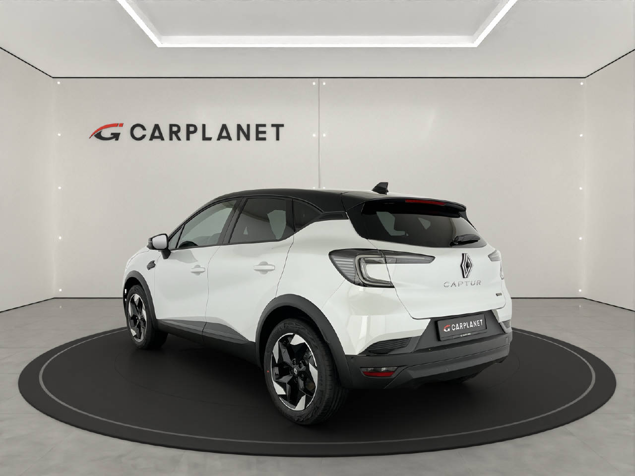RENAULT Captur 1.8 E-Tech techno-showroom-element-2