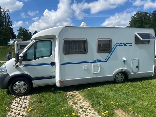 RENAULT KNAUS TABBERT /KED R15 RENAULT-showroom-element-1