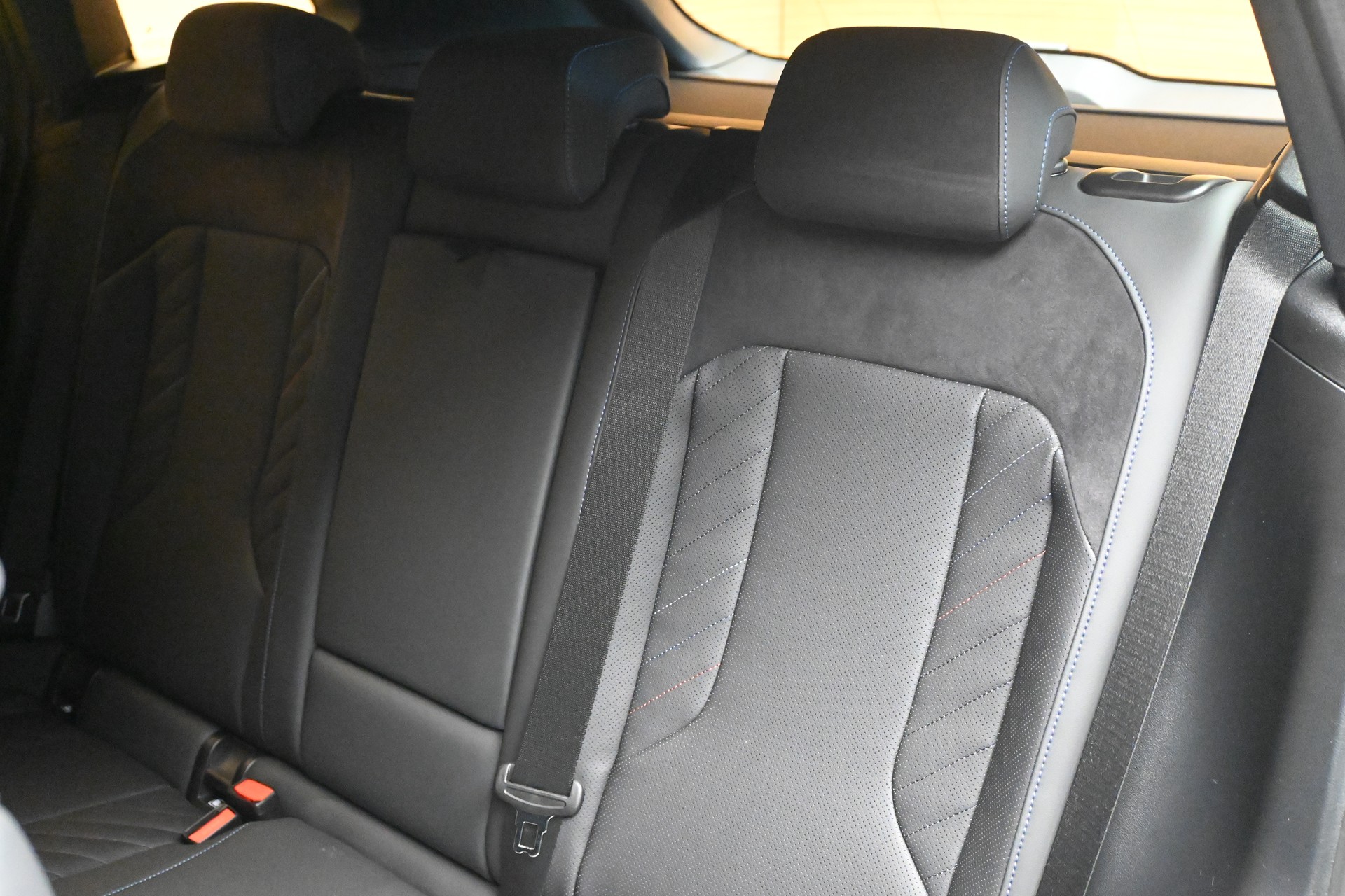 BMW X3 20d xDrive M-Sport-image-6