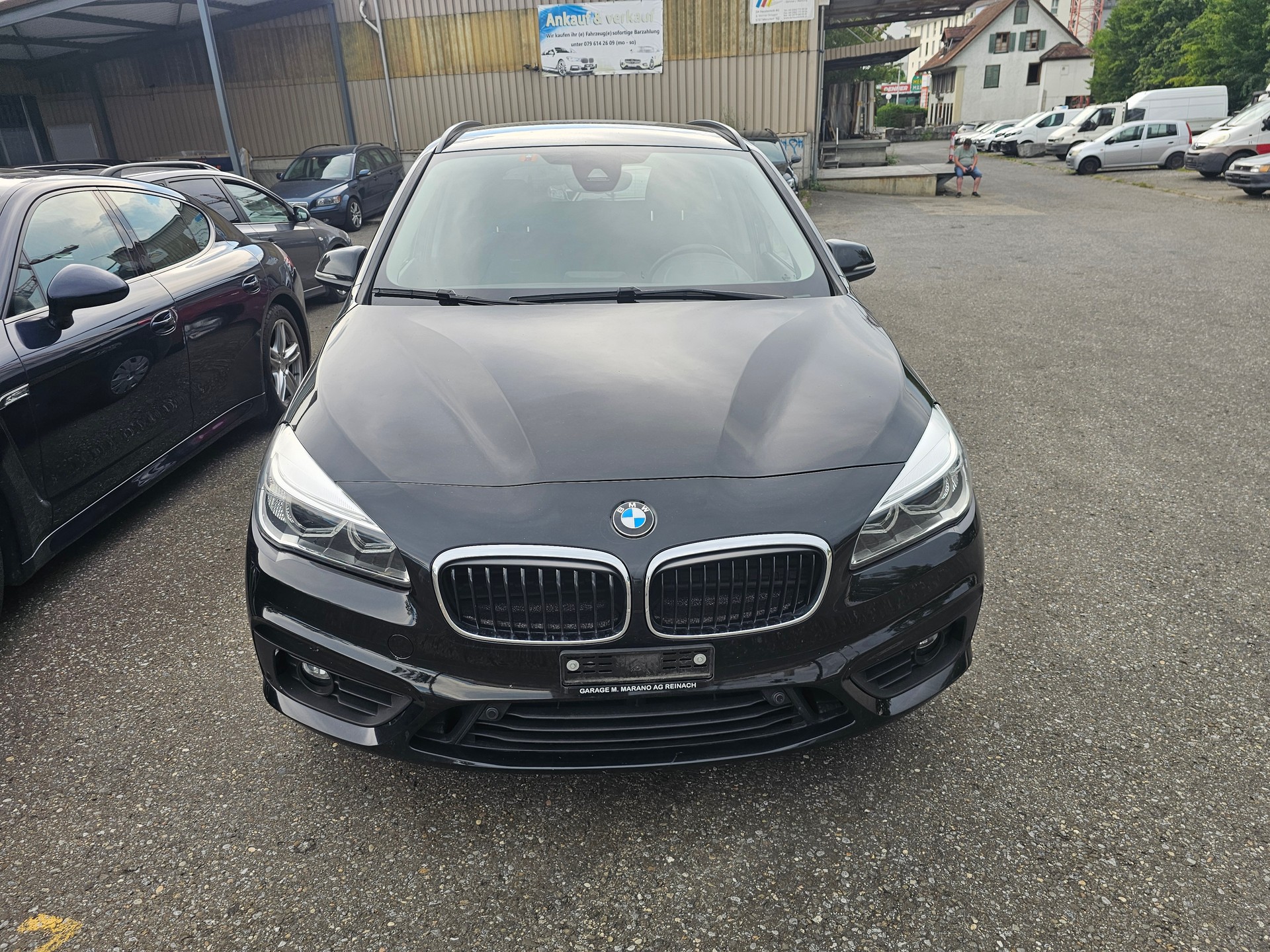 BMW 216d Gran Tourer Luxury Line Steptronic-image-1