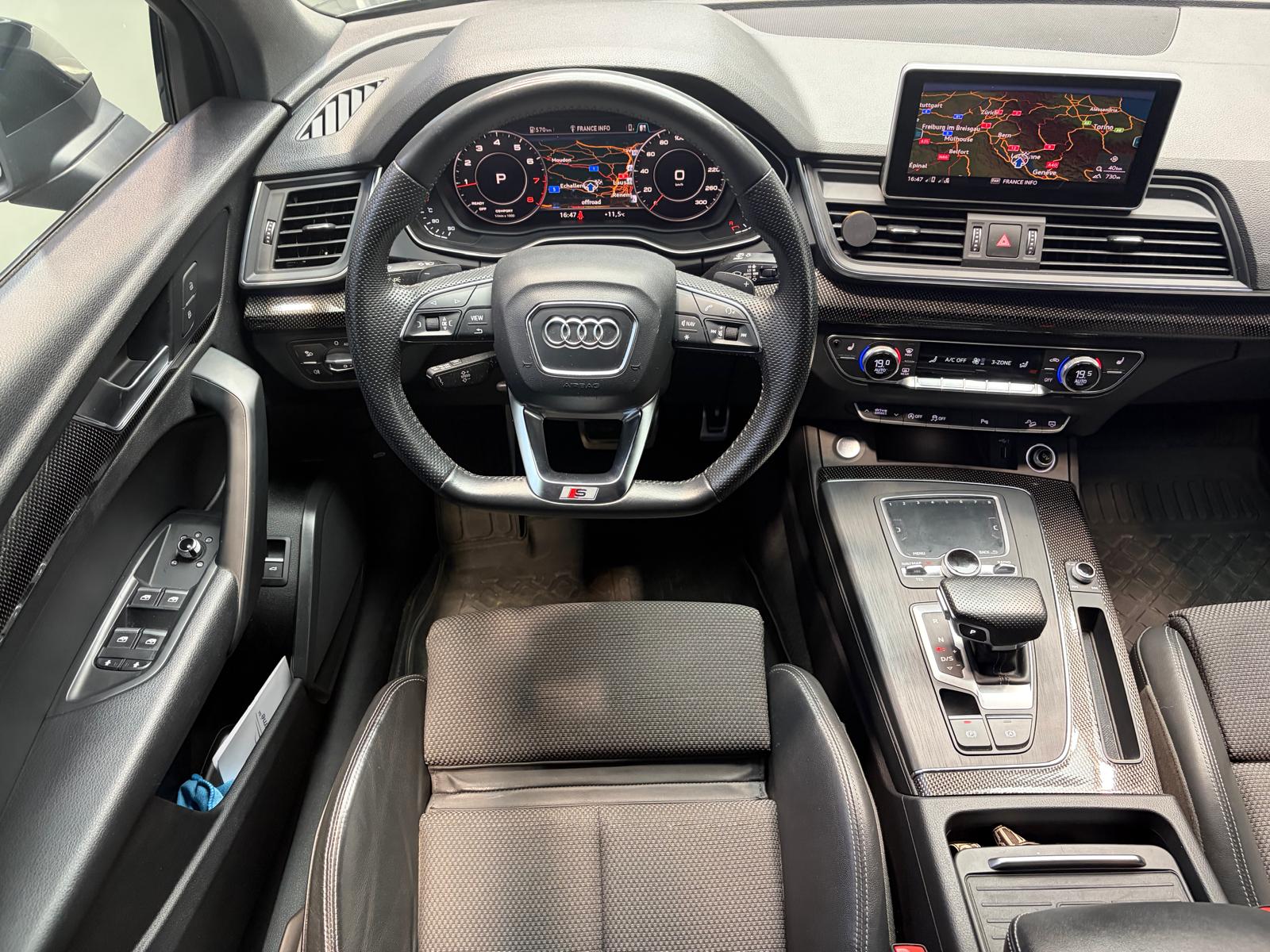AUDI Q5 45 TFSI sport quattro S-tronic-image-16
