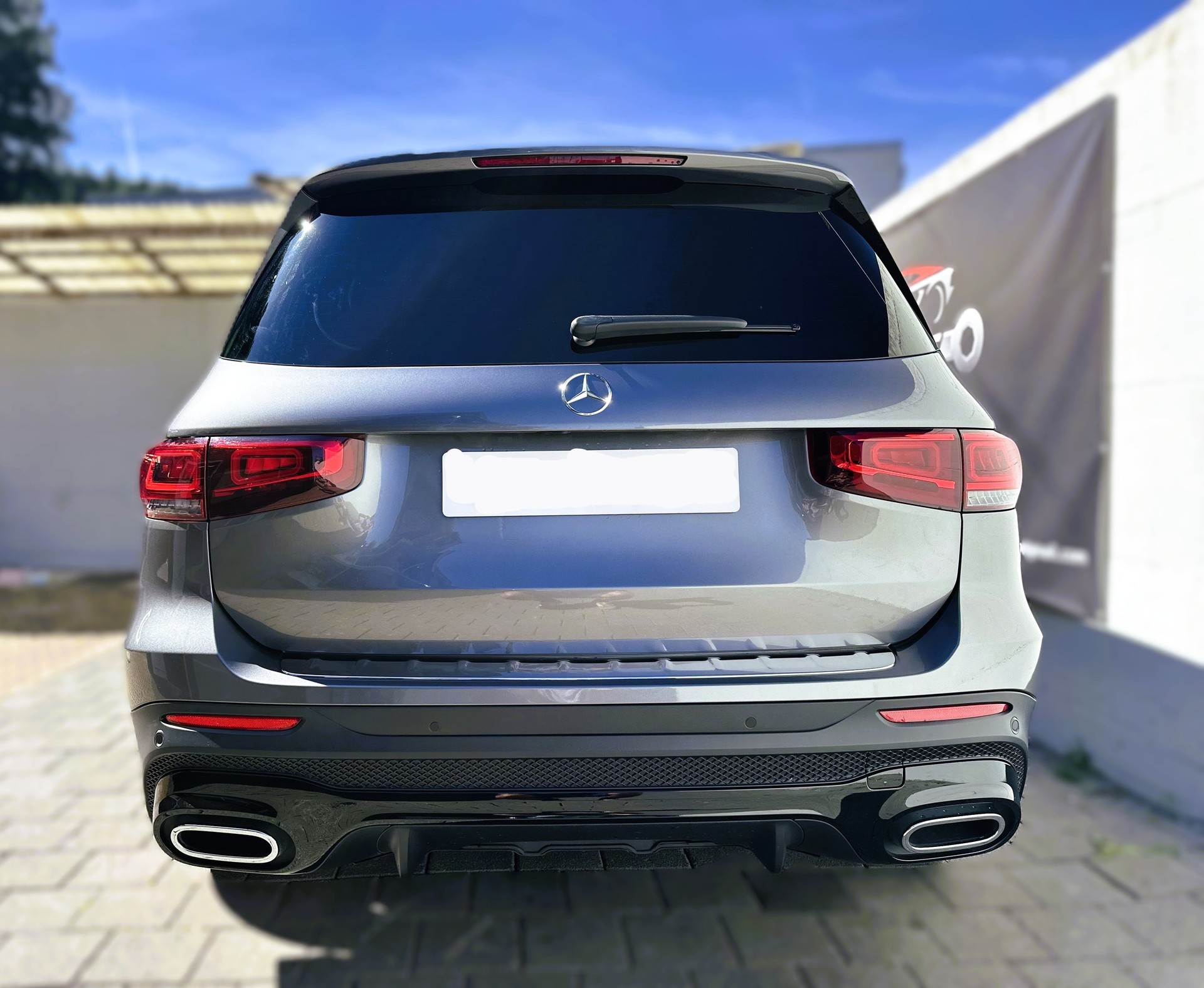 MERCEDES-BENZ GLB 220 d 4Matic AMG Line 8G-Tronic-image-8