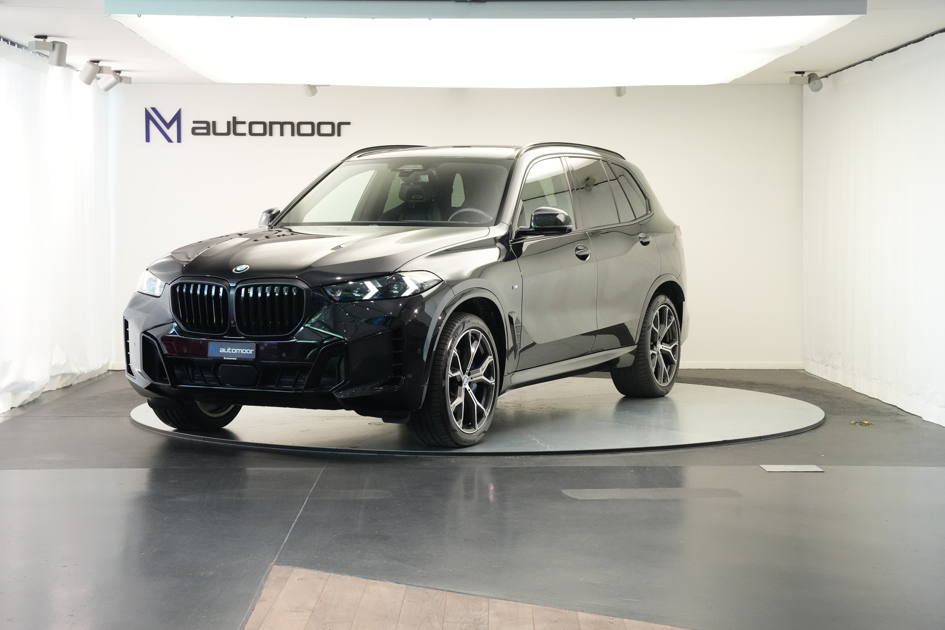 BMW X5 xDrive 48V 40d M Sport Pro Steptronic *M Sportsitze* *Panorama* *AHK*