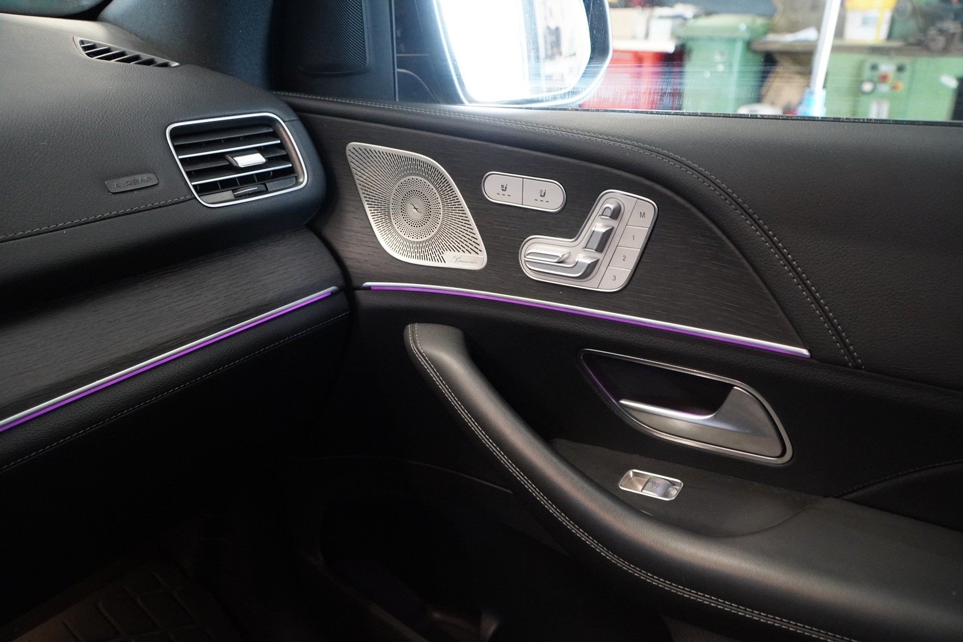 MERCEDES-BENZ GLE 350 d 4Matic AMG Line 9G-Tronic-image-21