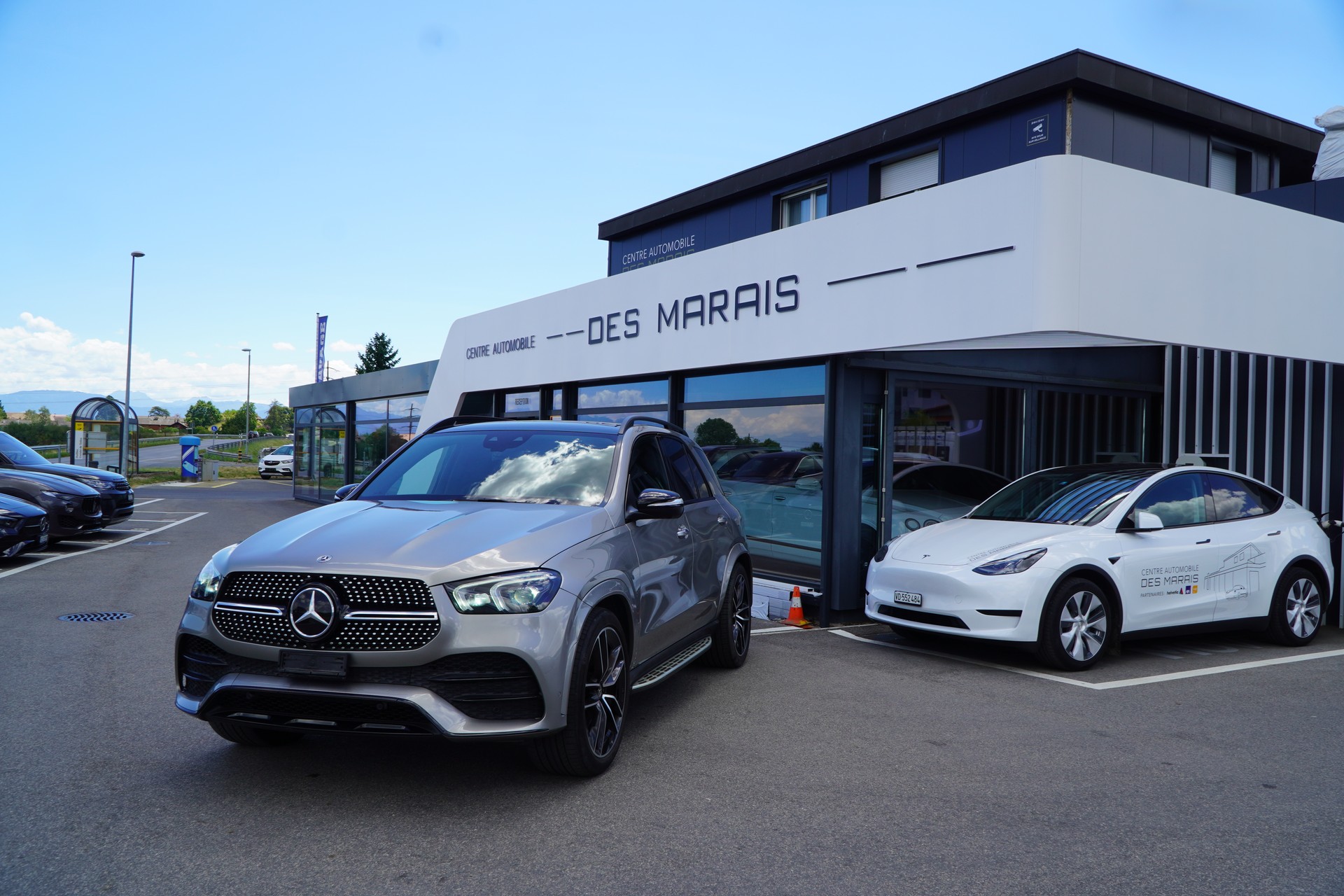 MERCEDES-BENZ GLE 350 d 4Matic AMG Line 9G-Tronic-showroom-element-3
