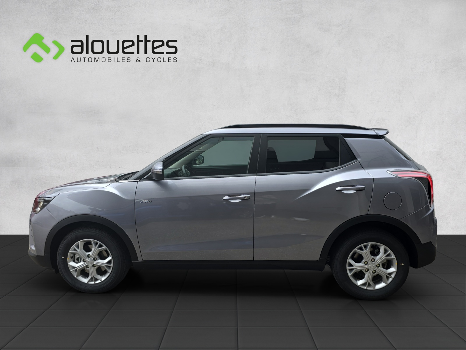 KGM-SsangYong Tivoli 1.5 T GDI Steel 4WD Automat-showroom-element-1