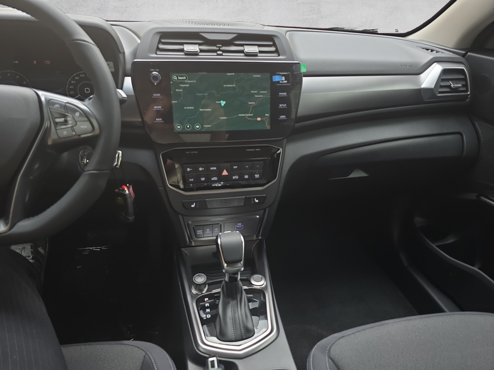 KGM-SsangYong Tivoli 1.5 T GDI Steel 4WD Automat-image-8