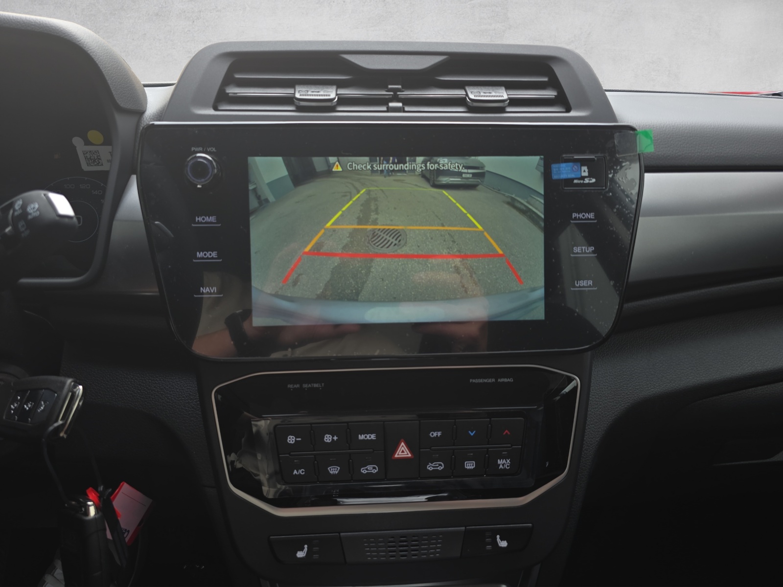 KGM-SsangYong Tivoli 1.5 T GDI Steel 4WD Automat-image-9