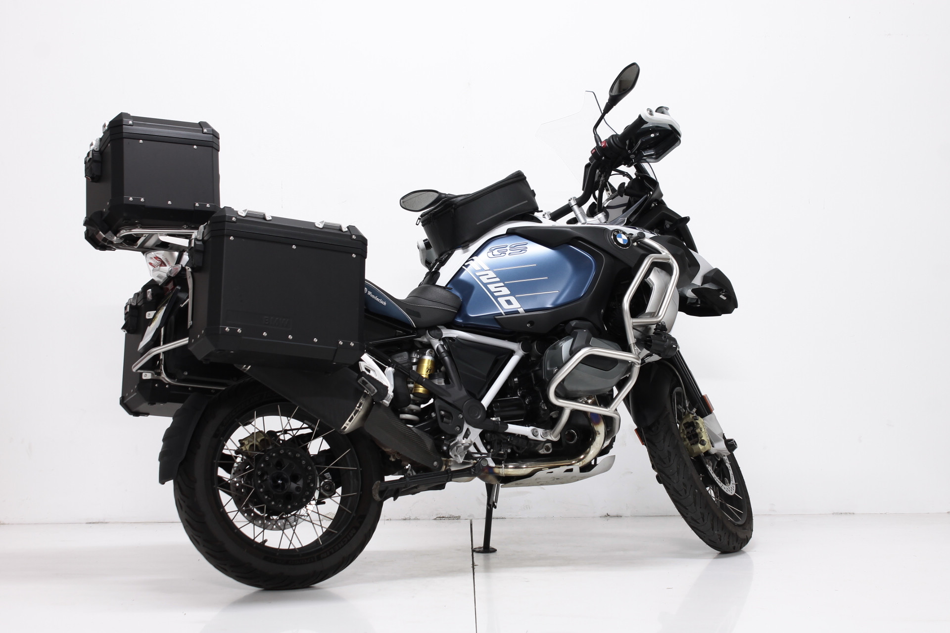 BMW R 1250 GS Adventure Trophy-image-2