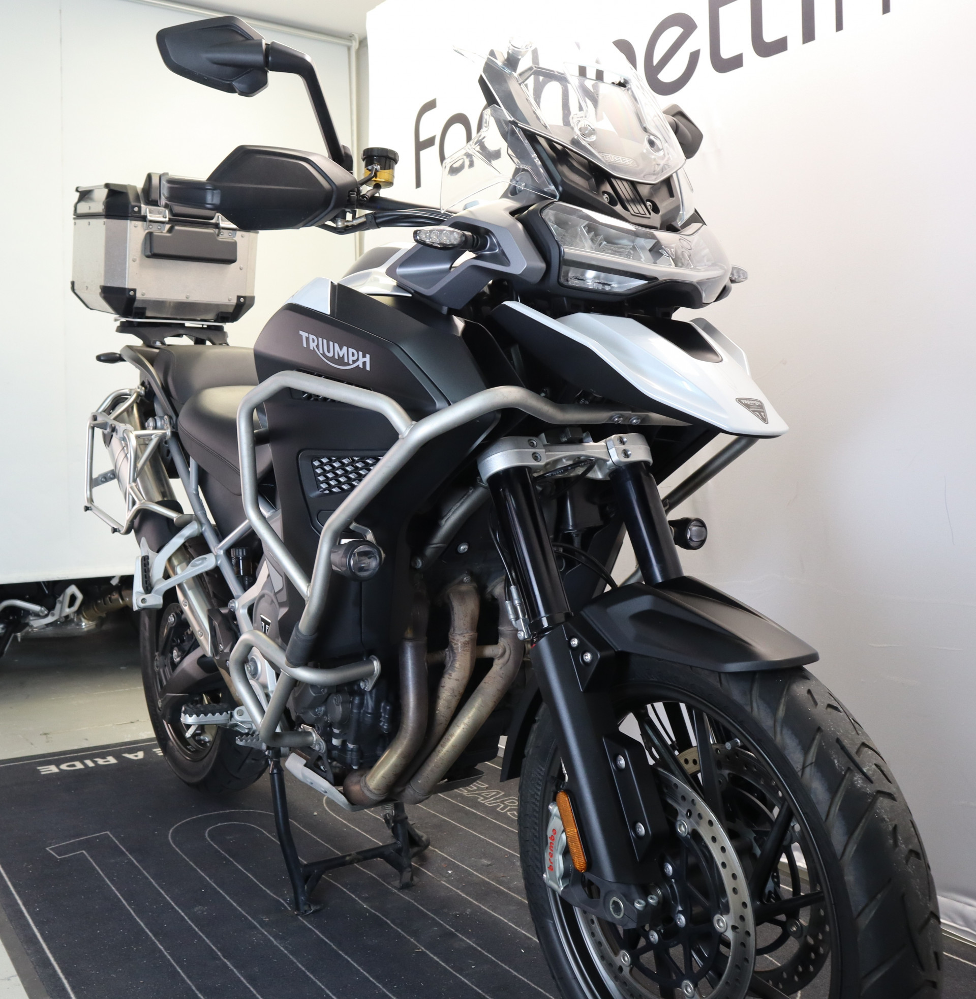 TRIUMPH Tiger 1200 GT Explorer-image-4