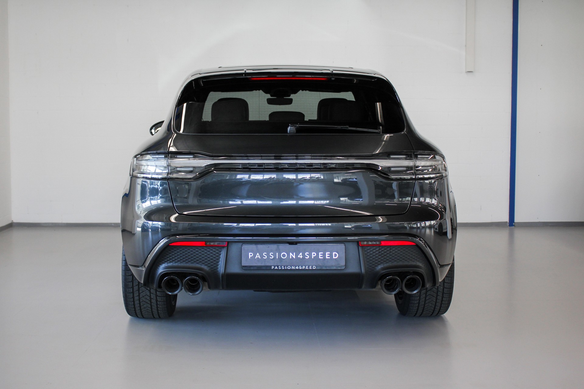 PORSCHE Macan GTS PDK-showroom-element-3