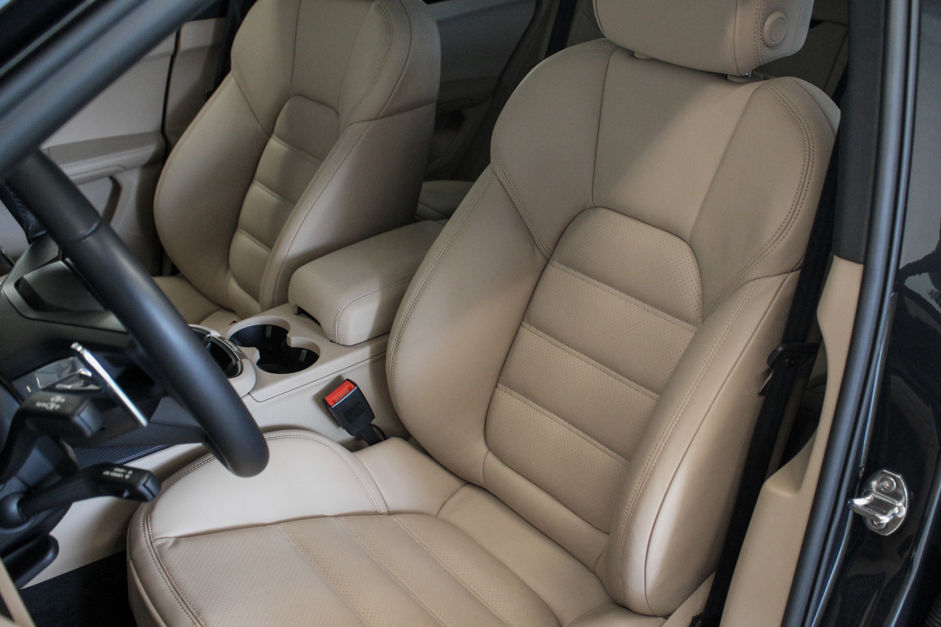 PORSCHE Macan GTS PDK-image-8