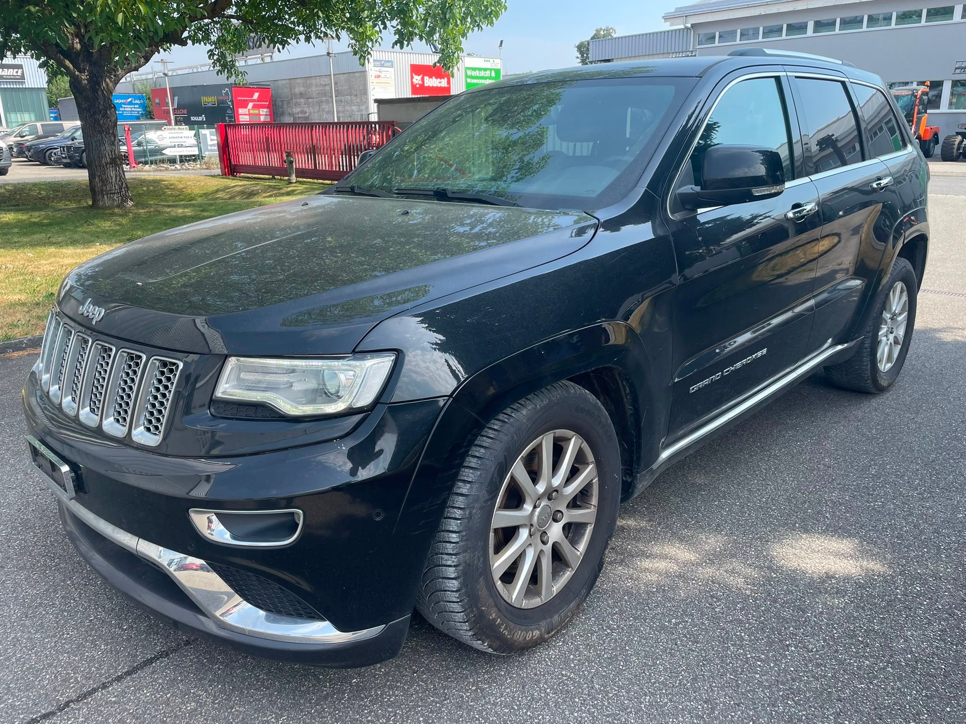 JEEP Grand Cherokee 3.0 CRD Summit Automatic-image-1