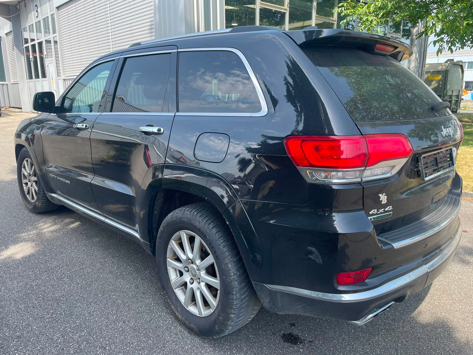 JEEP Grand Cherokee 3.0 CRD Summit Automatic-image-5