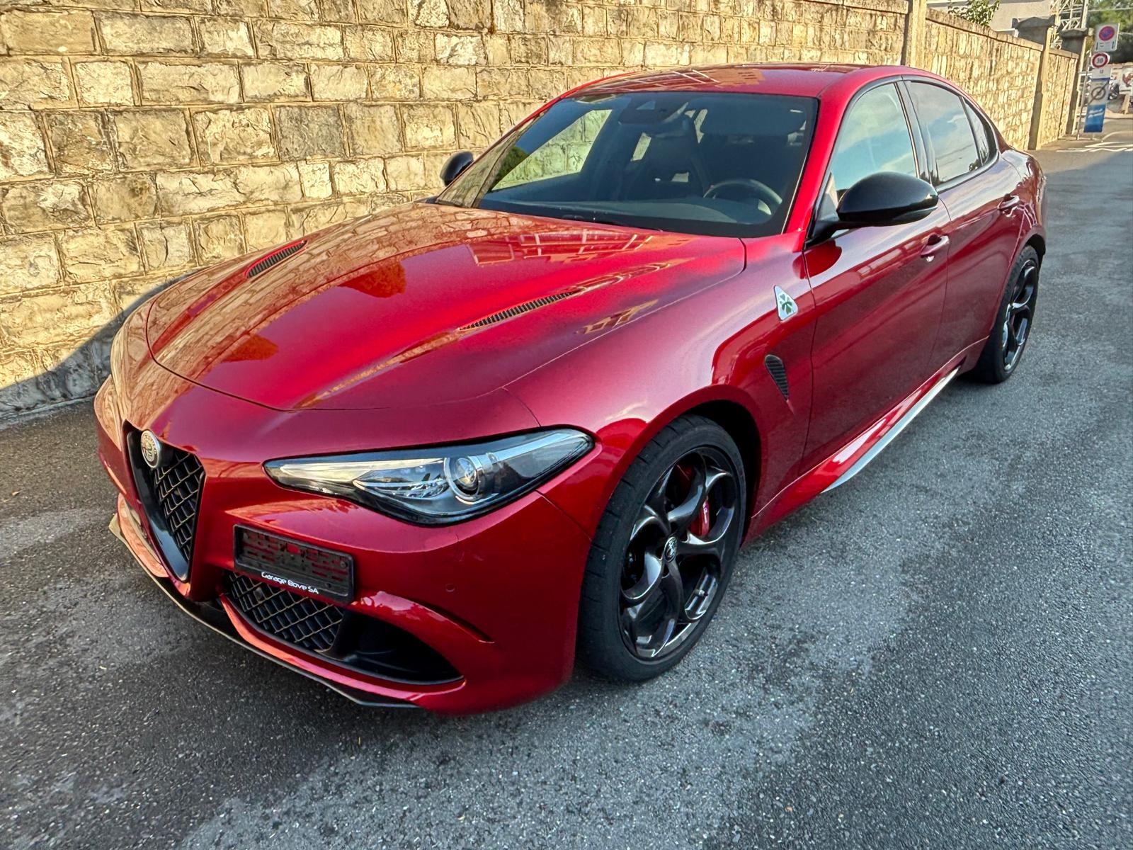ALFA ROMEO Giulia 2.9 V6 Quadrifoglio-showroom-element-1