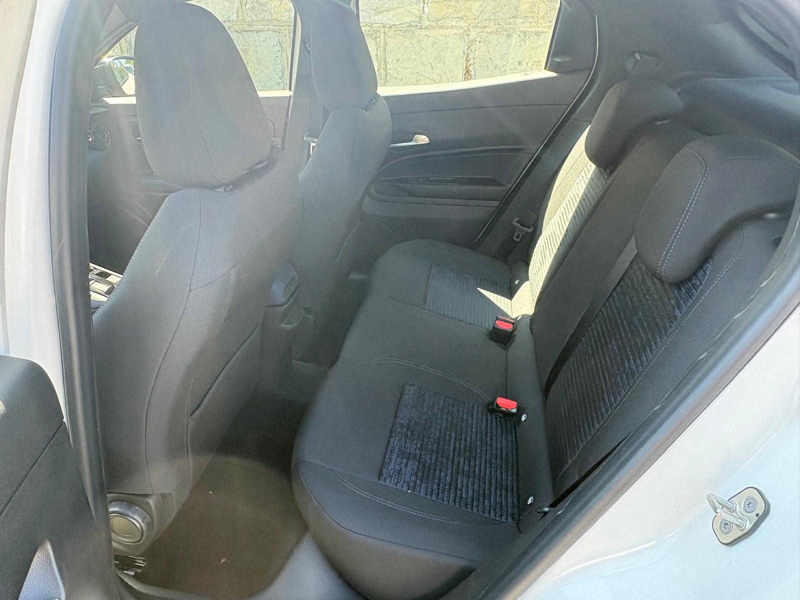 ALFA ROMEO Junior 1.2 48V Hybrid Junior-image-7