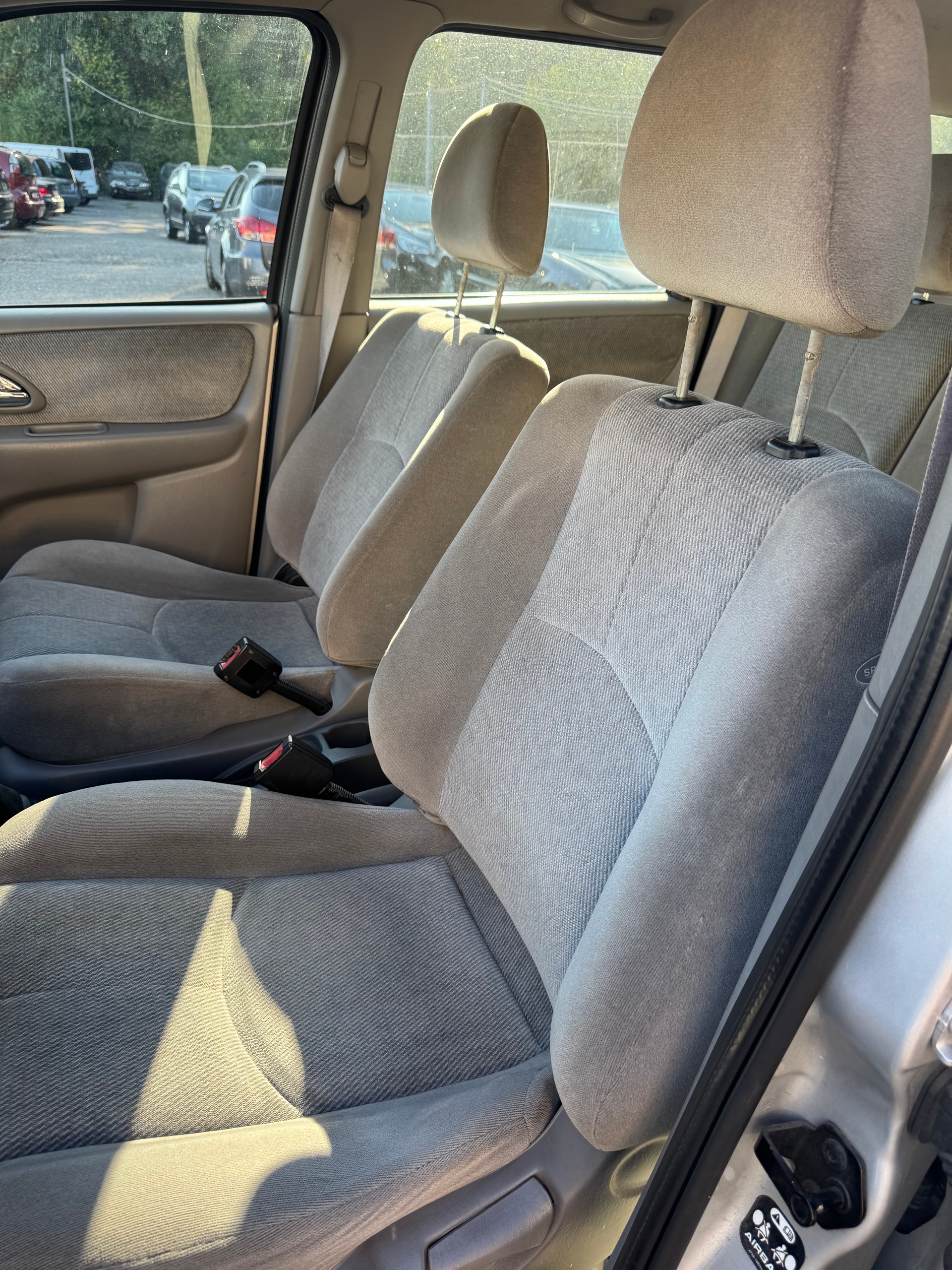MAZDA Tribute 2.0 16V Comfort-image-10