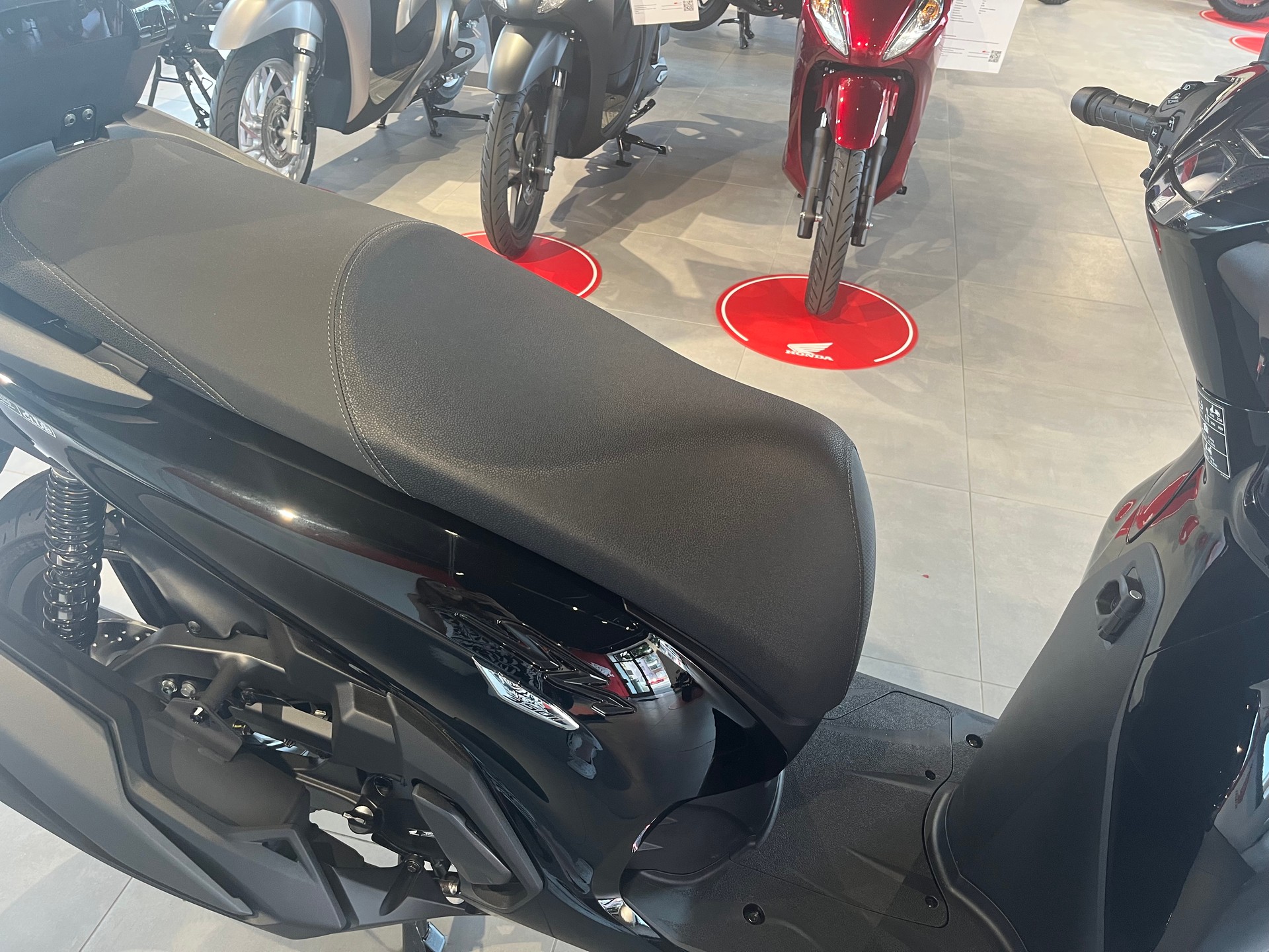 HONDA SH 350-image-13