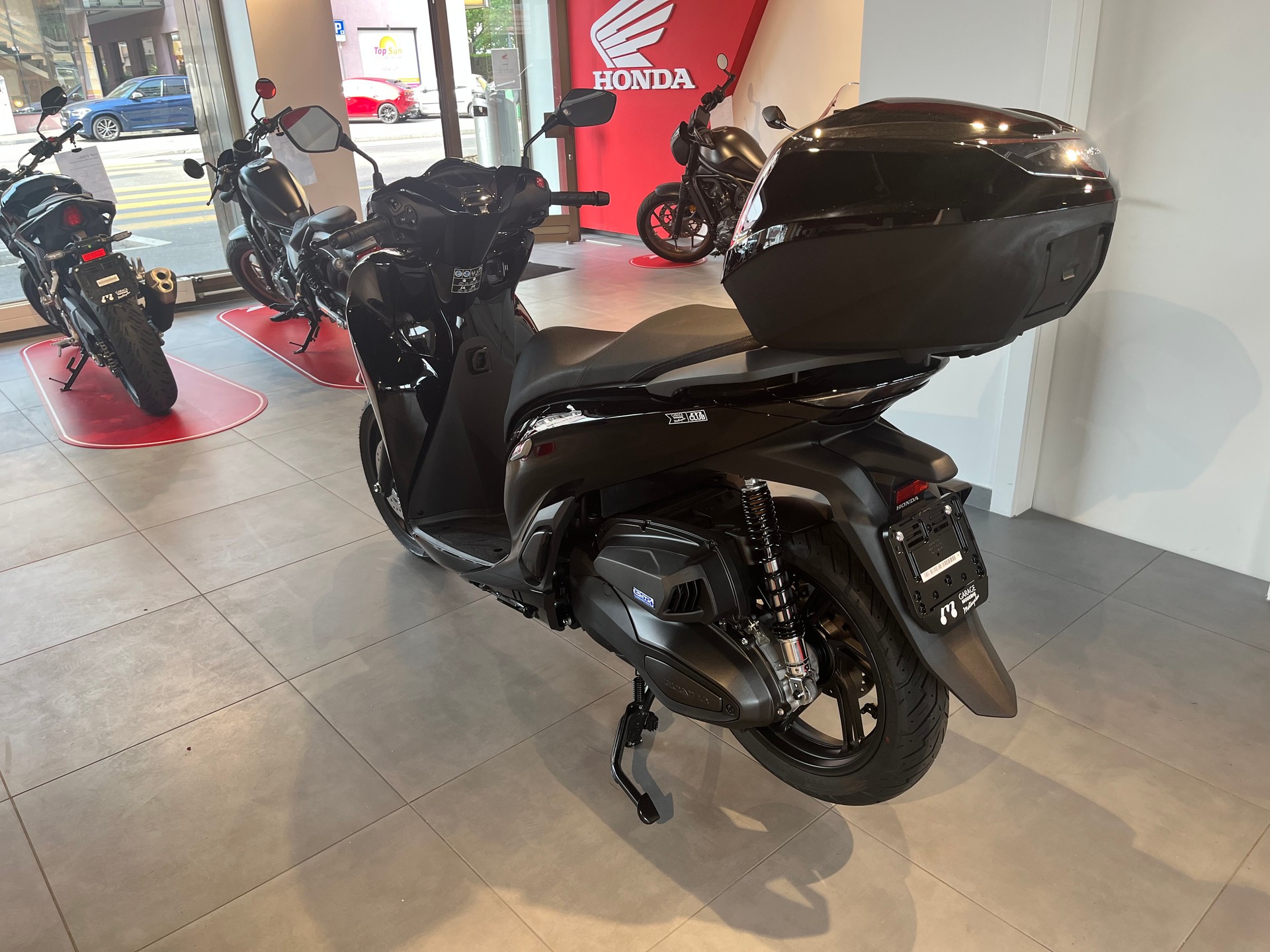 HONDA SH 350-image-4