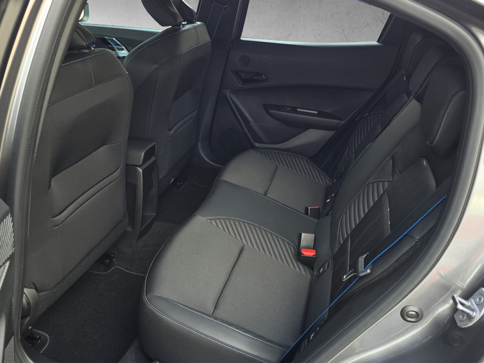 RENAULT Clio 1.8 E-Tech Esprit Alpine 160-image-14