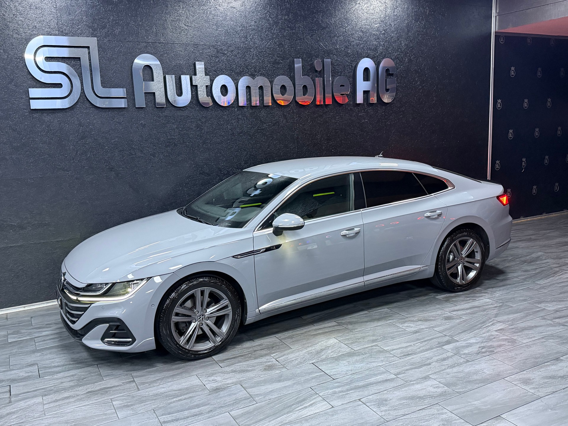 VW Arteon 2.0 TDI R-Line 4Motion DSG / Sitz Masagge / Leasing ab 299.- Monate-showroom-element-2