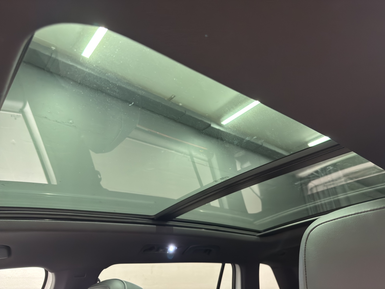 VW Tiguan Allspace 2.0 TSI R-Line DSG-image-15