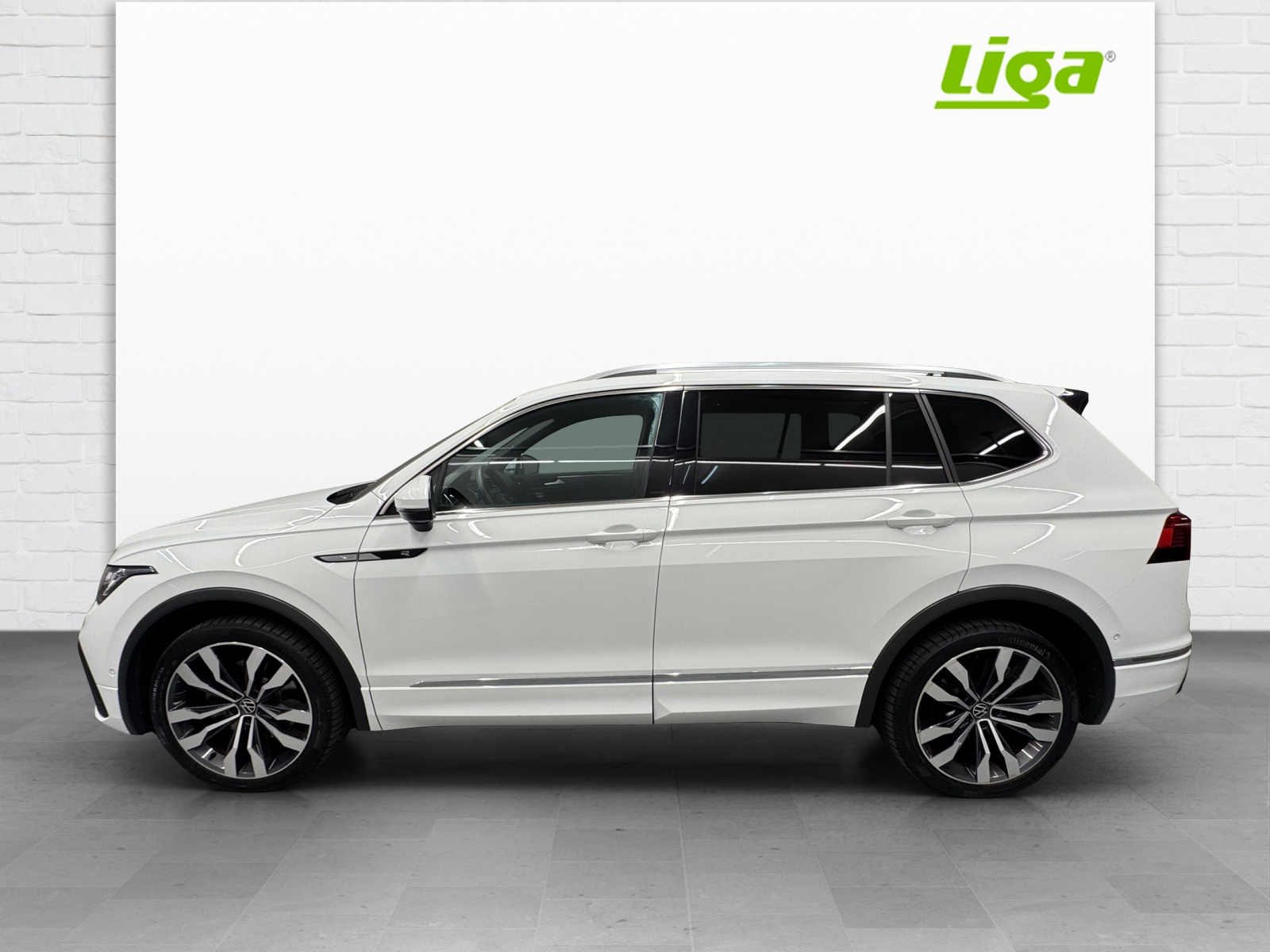 VW Tiguan Allspace 2.0 TSI R-Line DSG-showroom-element-2
