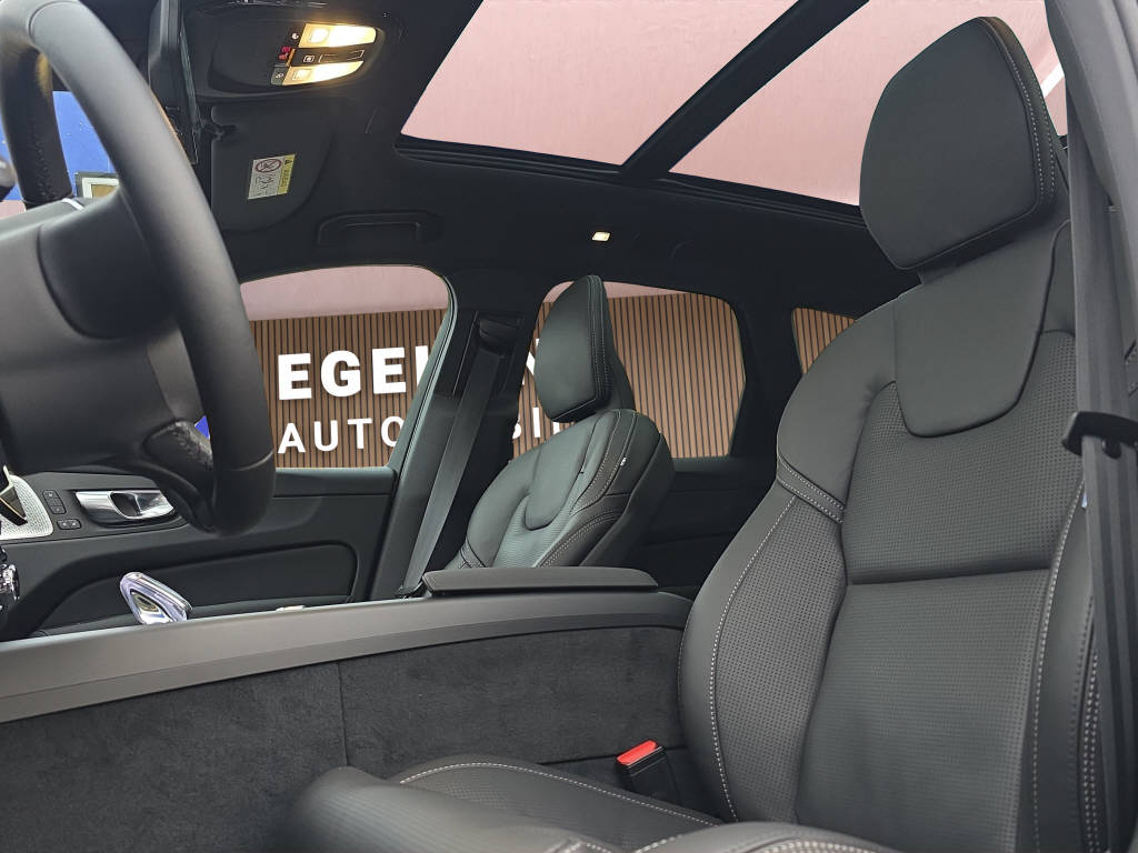 VOLVO XC60 2.0 T8 TE Black Edition eAWD-image-8