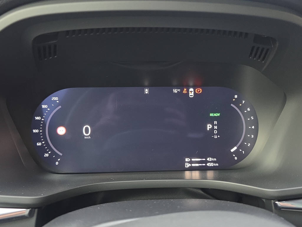VOLVO XC60 2.0 T8 TE Black Edition eAWD-image-15