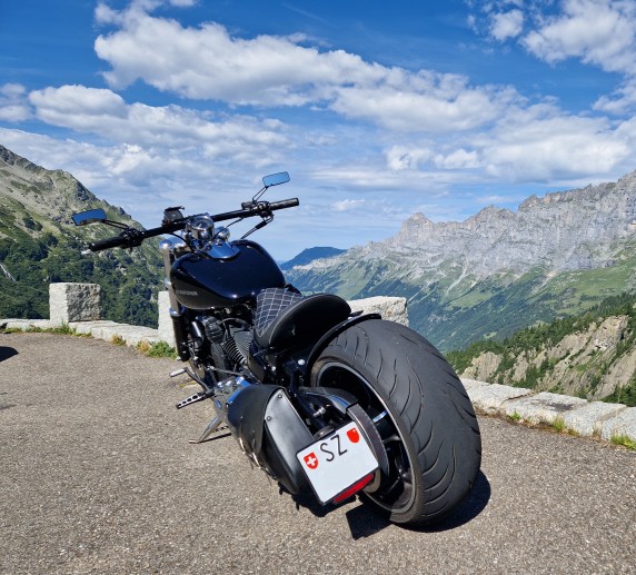 HARLEY-DAVIDSON Breakout FXSB 103-image-2