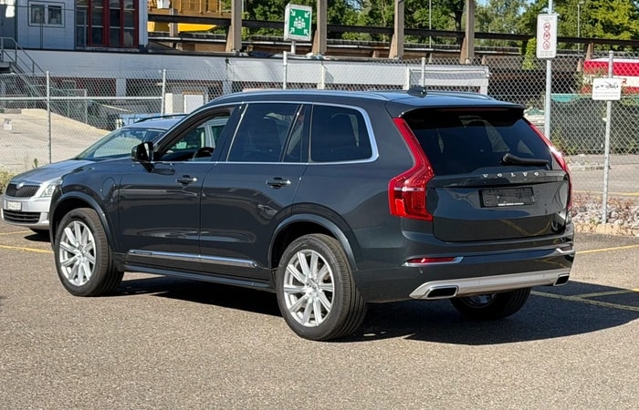 VOLVO XC90 T8 AWD Inscription Geartronic-image-4