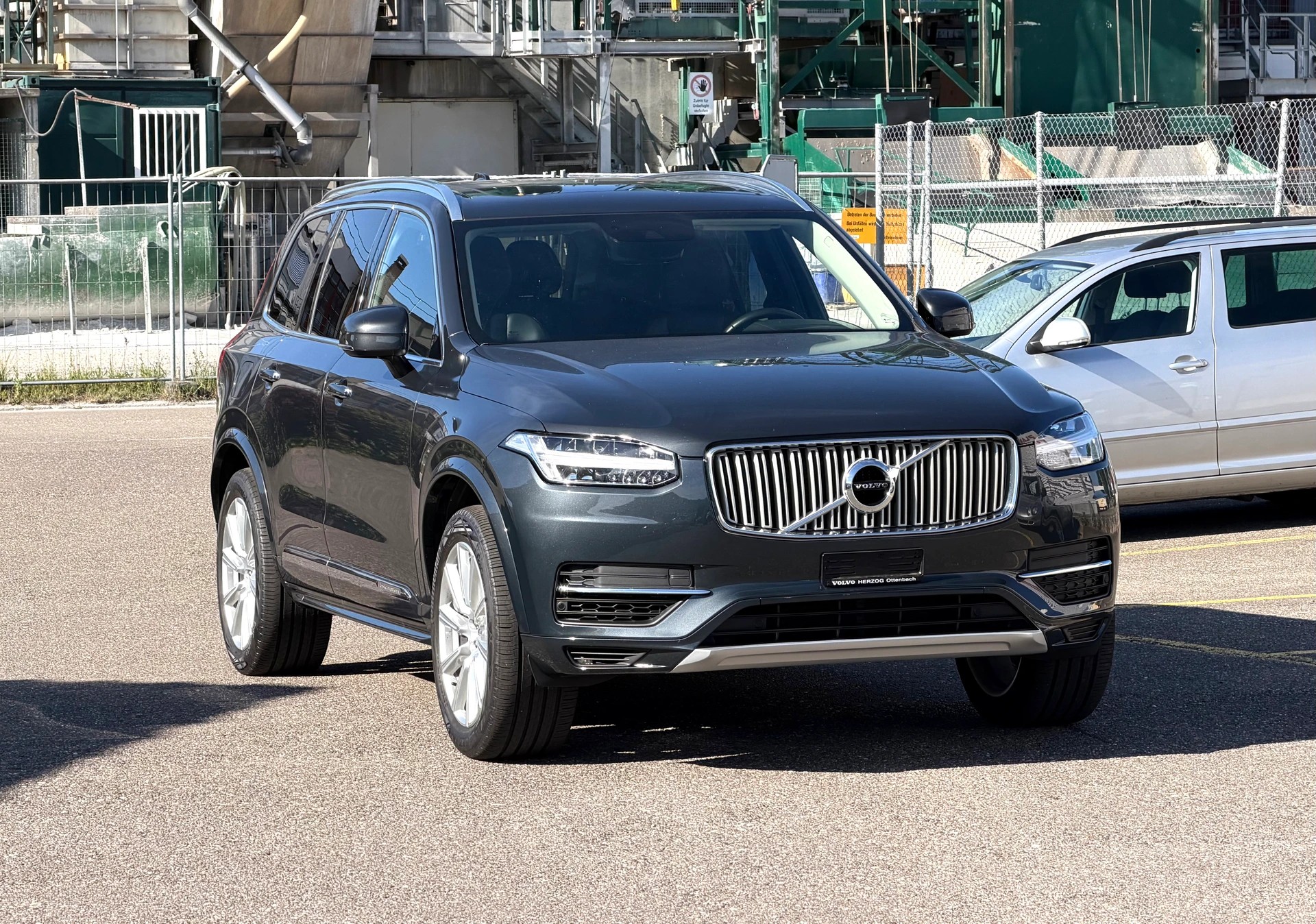 VOLVO XC90 T8 AWD Inscription Geartronic-image-1