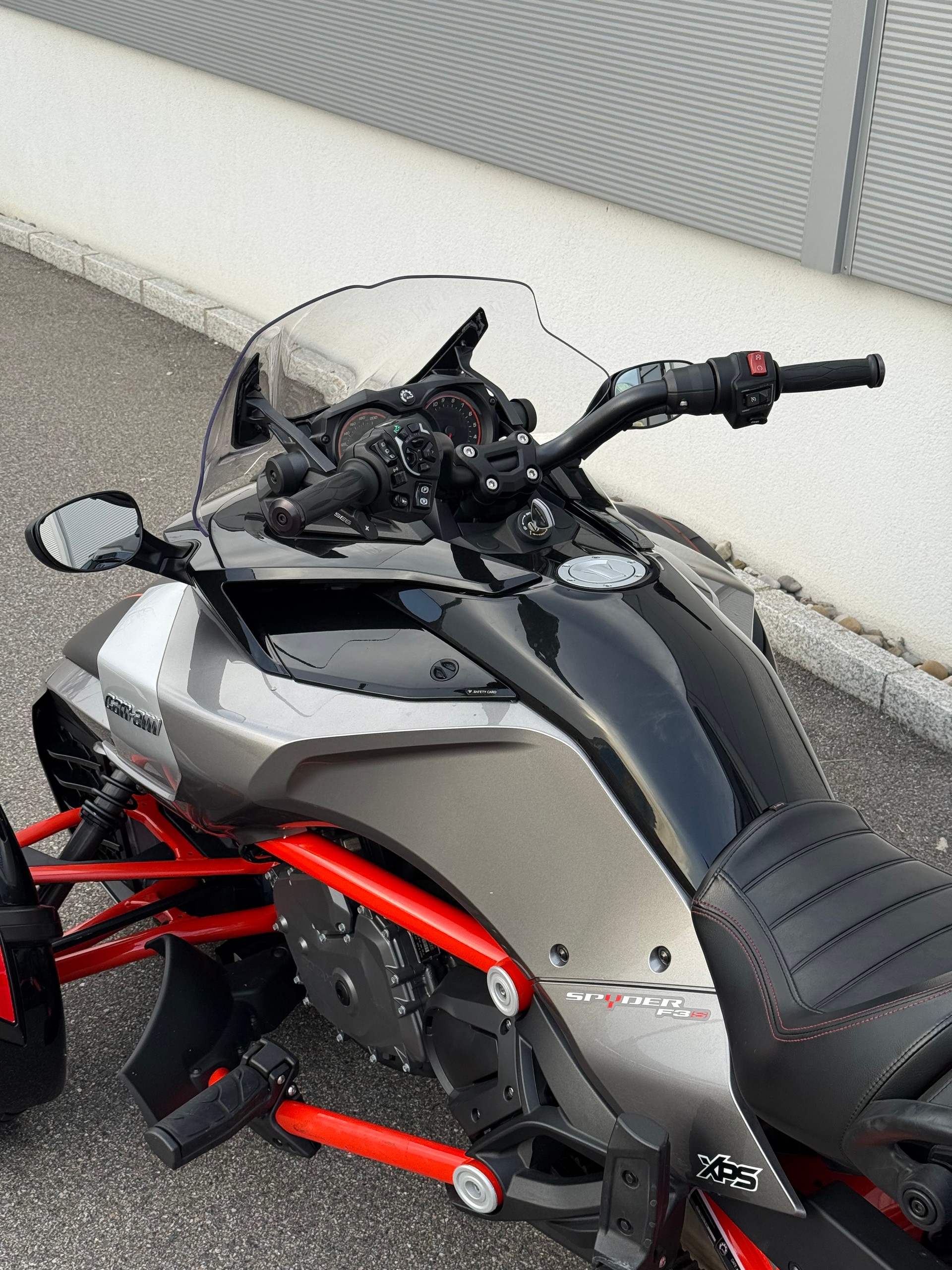 CAN-AM Spyder F3-S SM6-image-7
