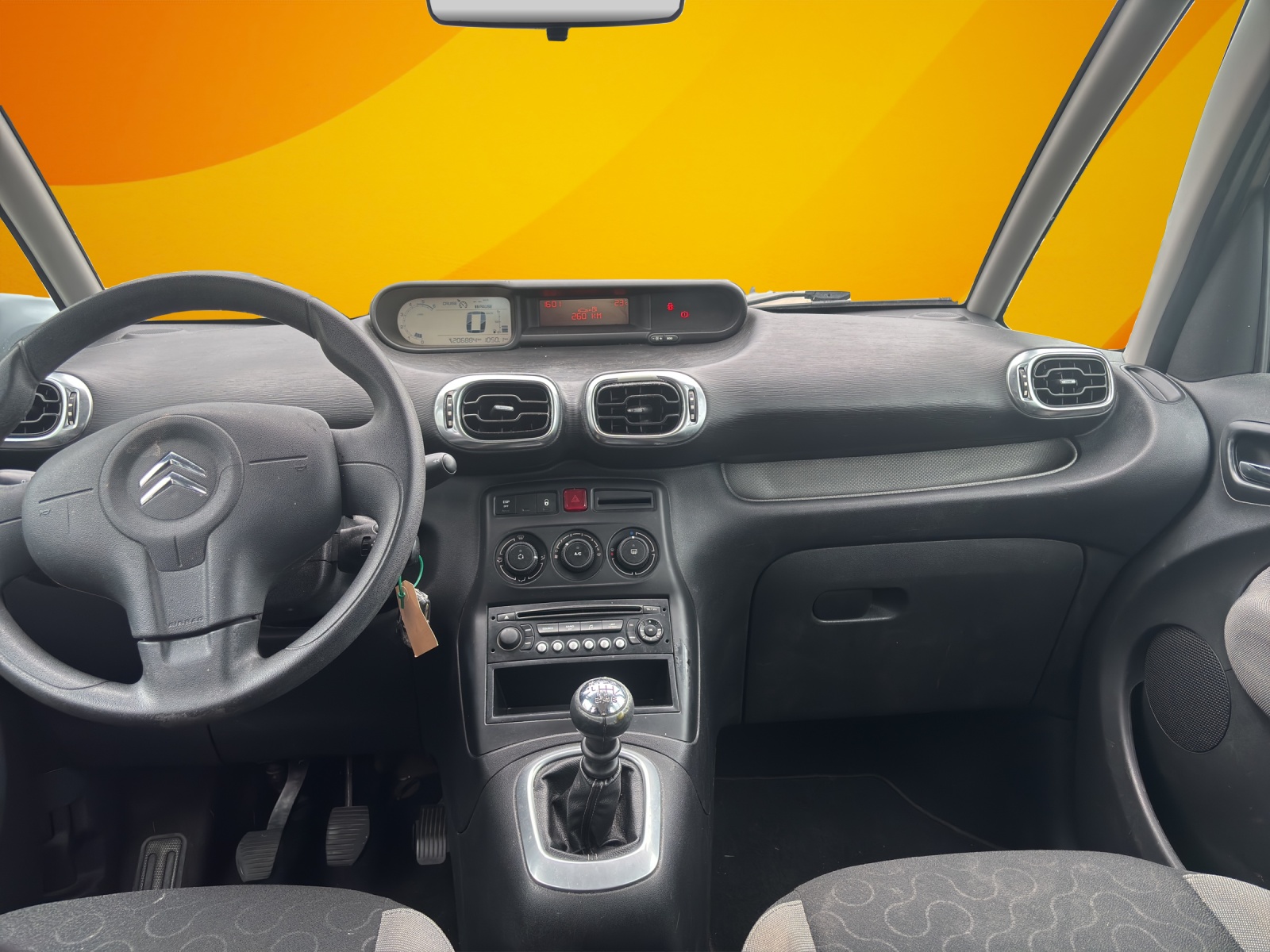 CITROEN C3 Picasso 1.6 HDi Exclusive-image-8