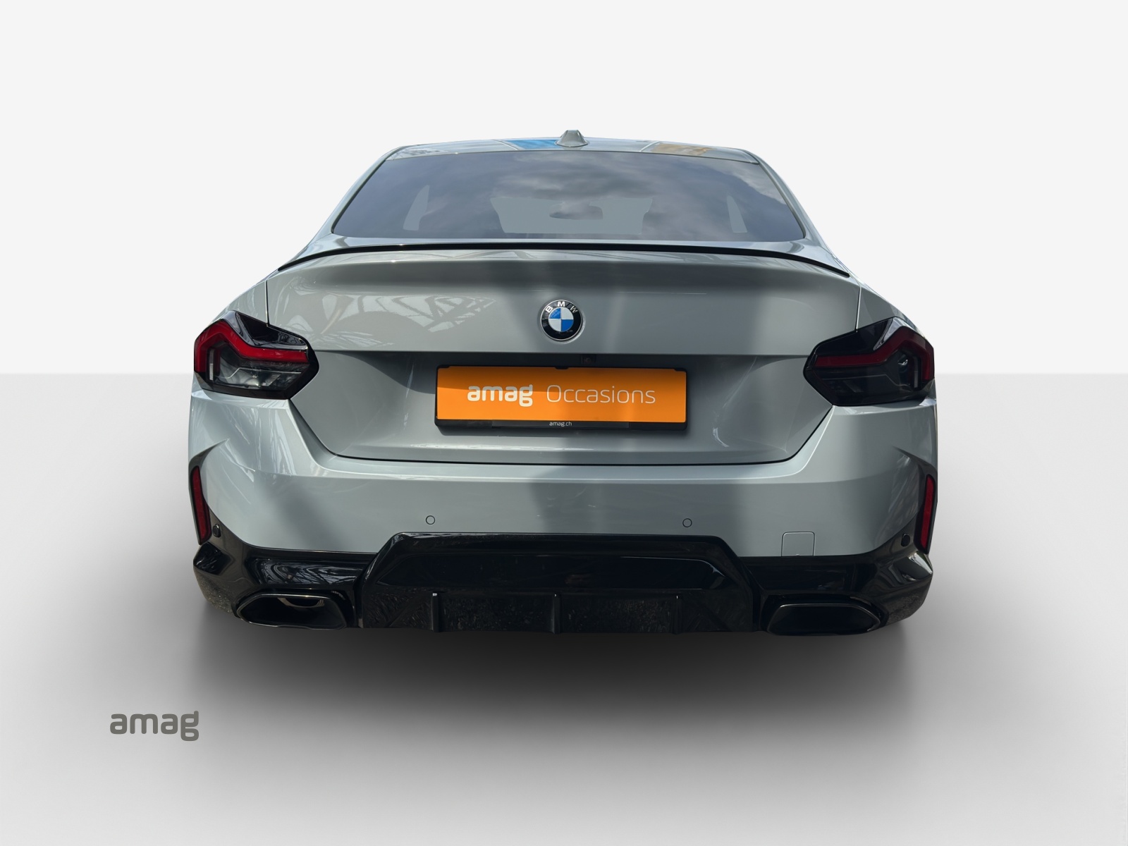 BMW M240i xDrive M Sport Pro Steptronic-showroom-element-3