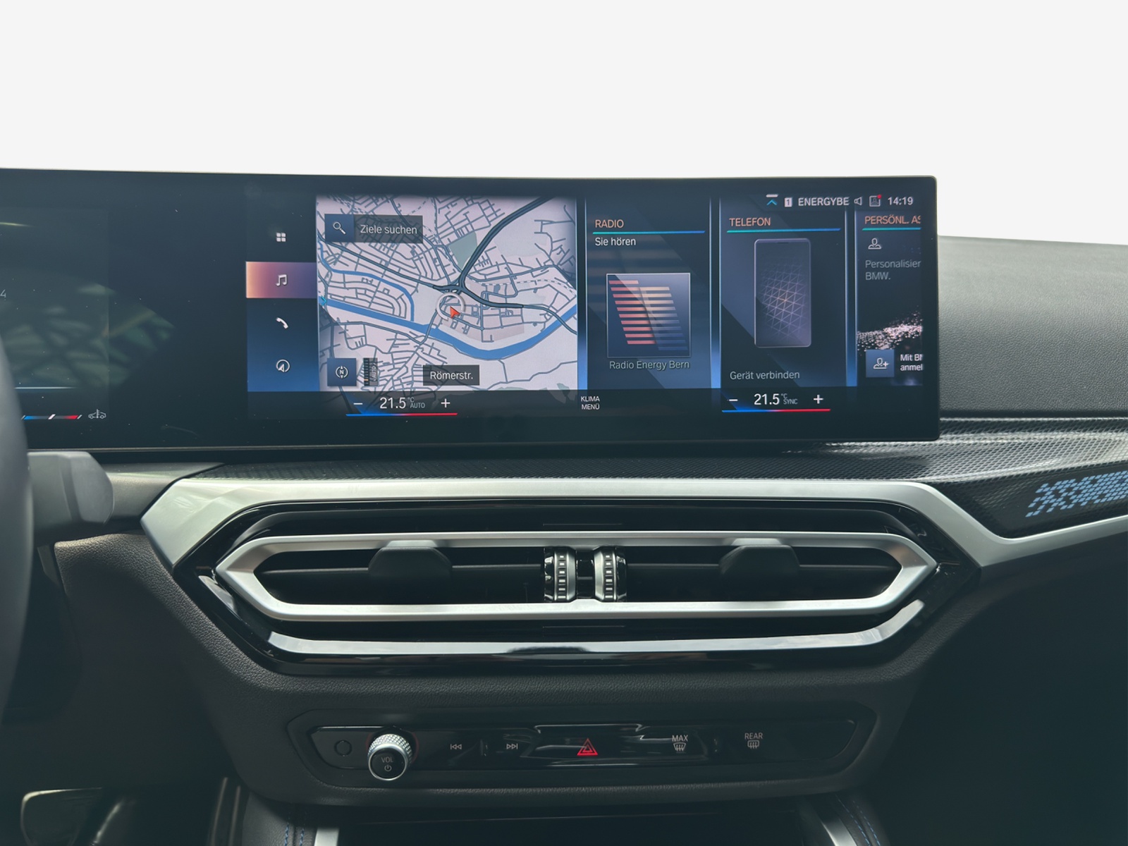 BMW M240i xDrive M Sport Pro Steptronic-image-10