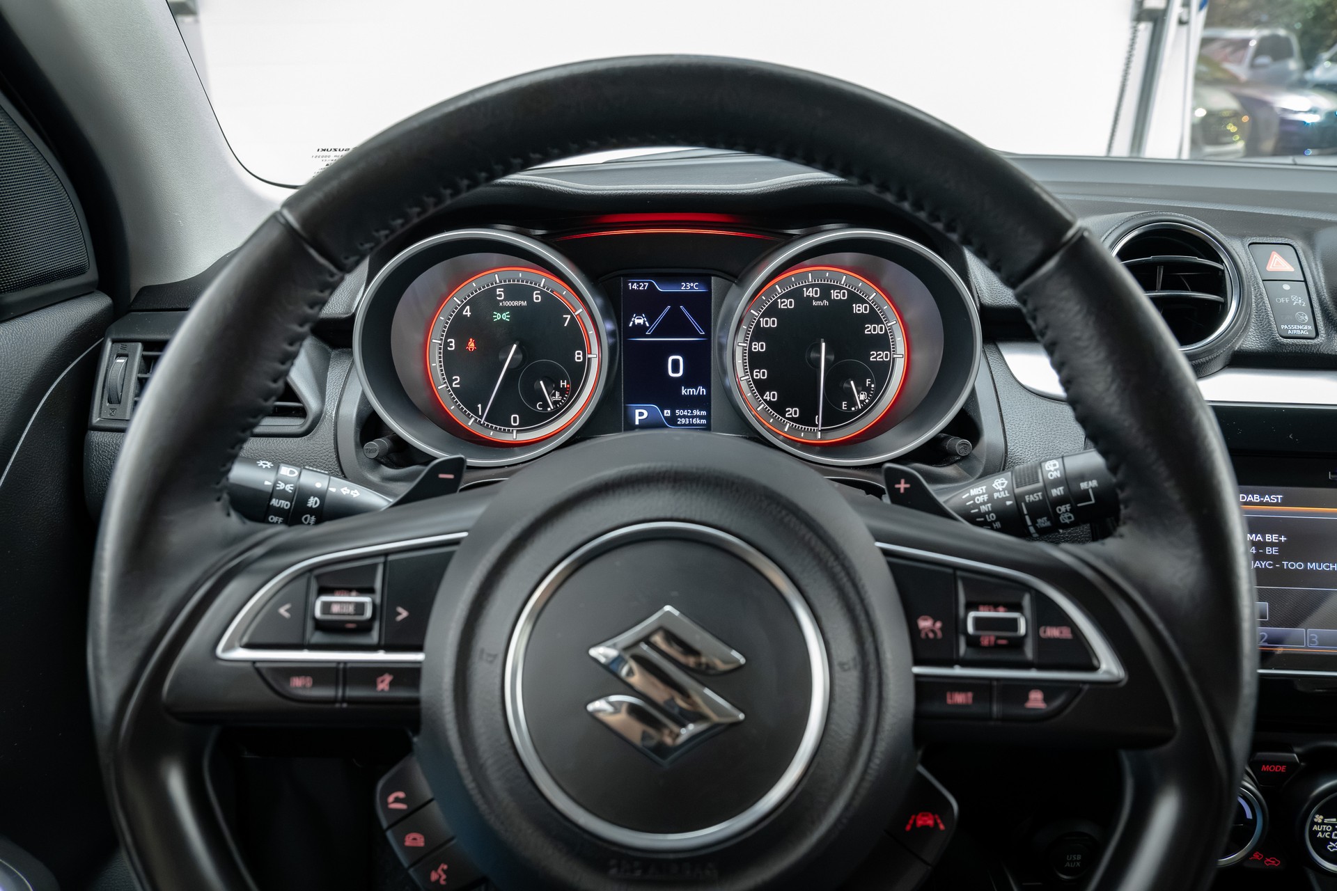 SUZUKI Swift 1.2 Generation Top Hybrid CVT-image-12