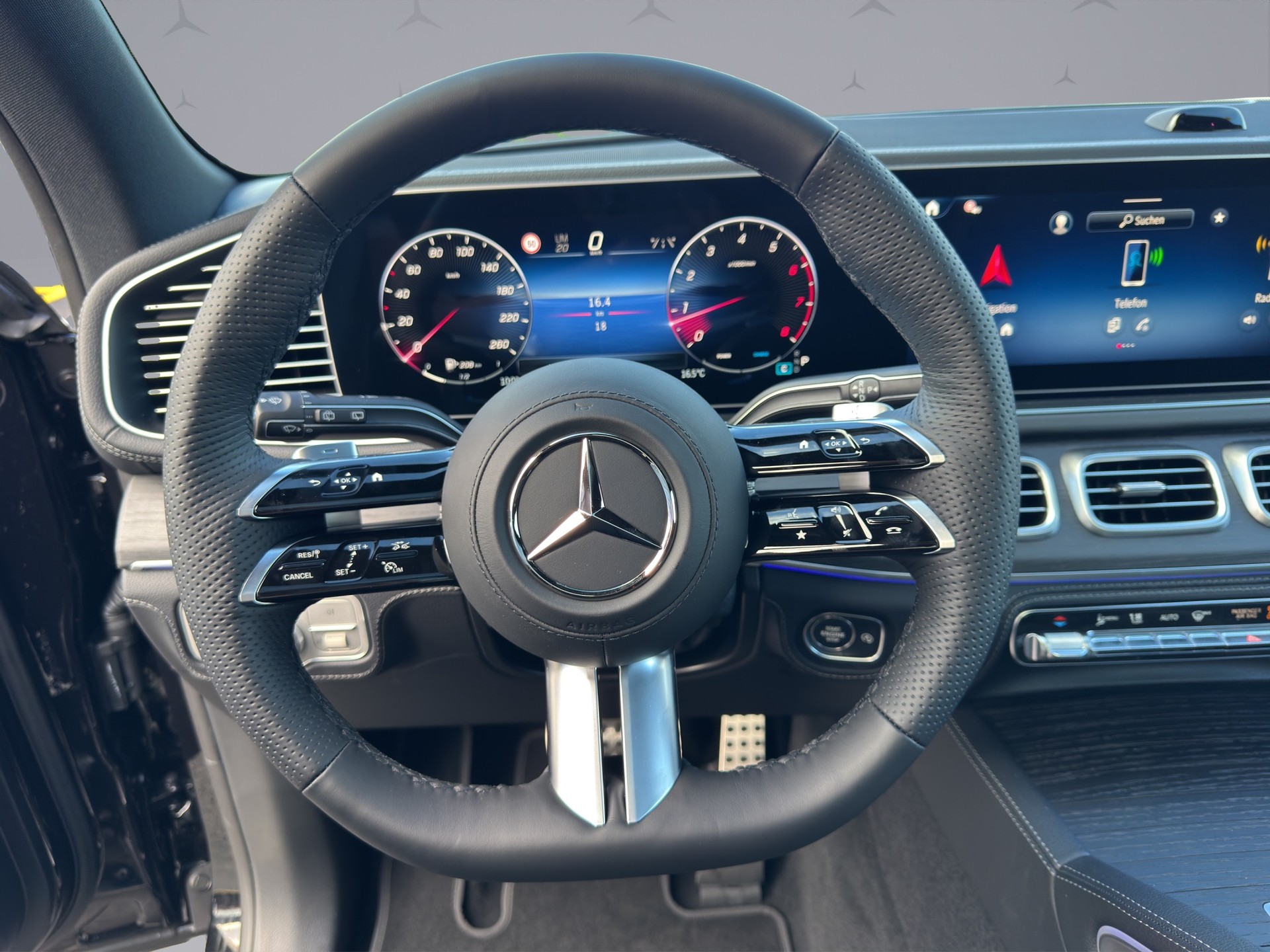 MERCEDES-BENZ GLE 450 AMG Line 4matic-image-12