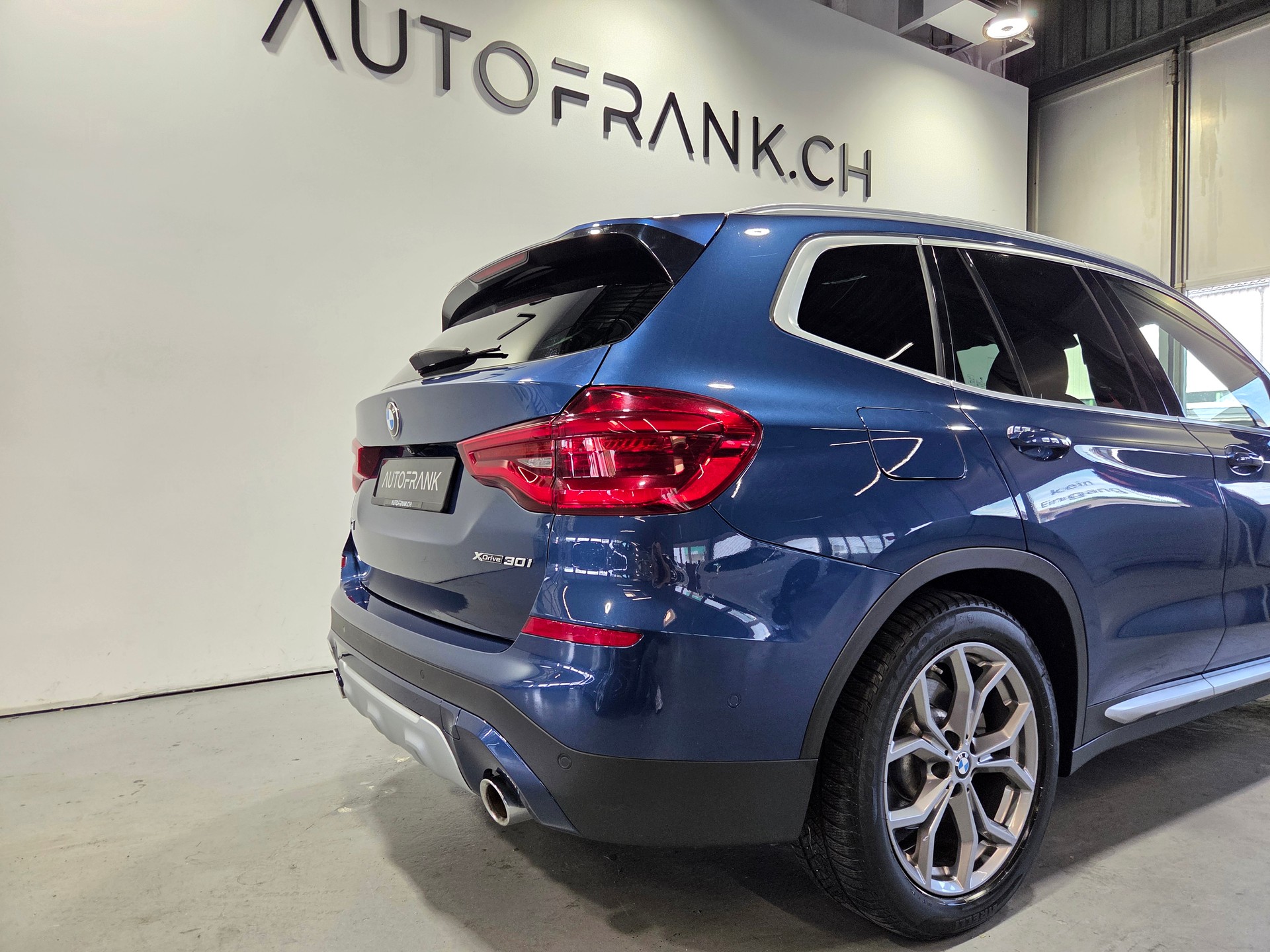 BMW X3 30i xDrive SAG-image-10