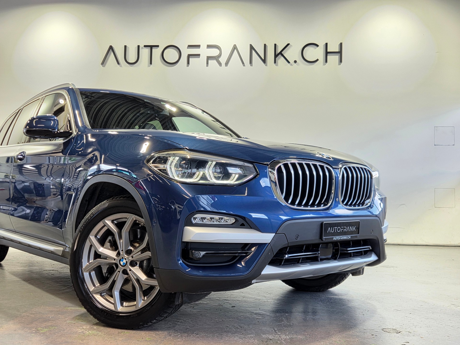 BMW X3 30i xDrive SAG-image-8