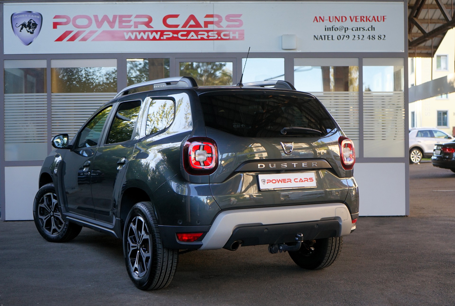 DACIA Duster SCe 115 Prestige 4x4-showroom-element-1