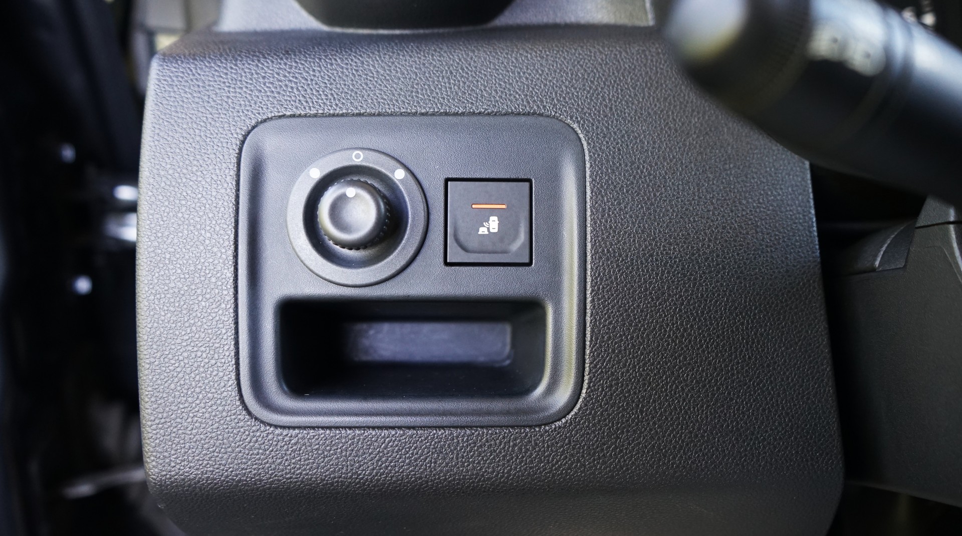 DACIA Duster SCe 115 Prestige 4x4-image-13