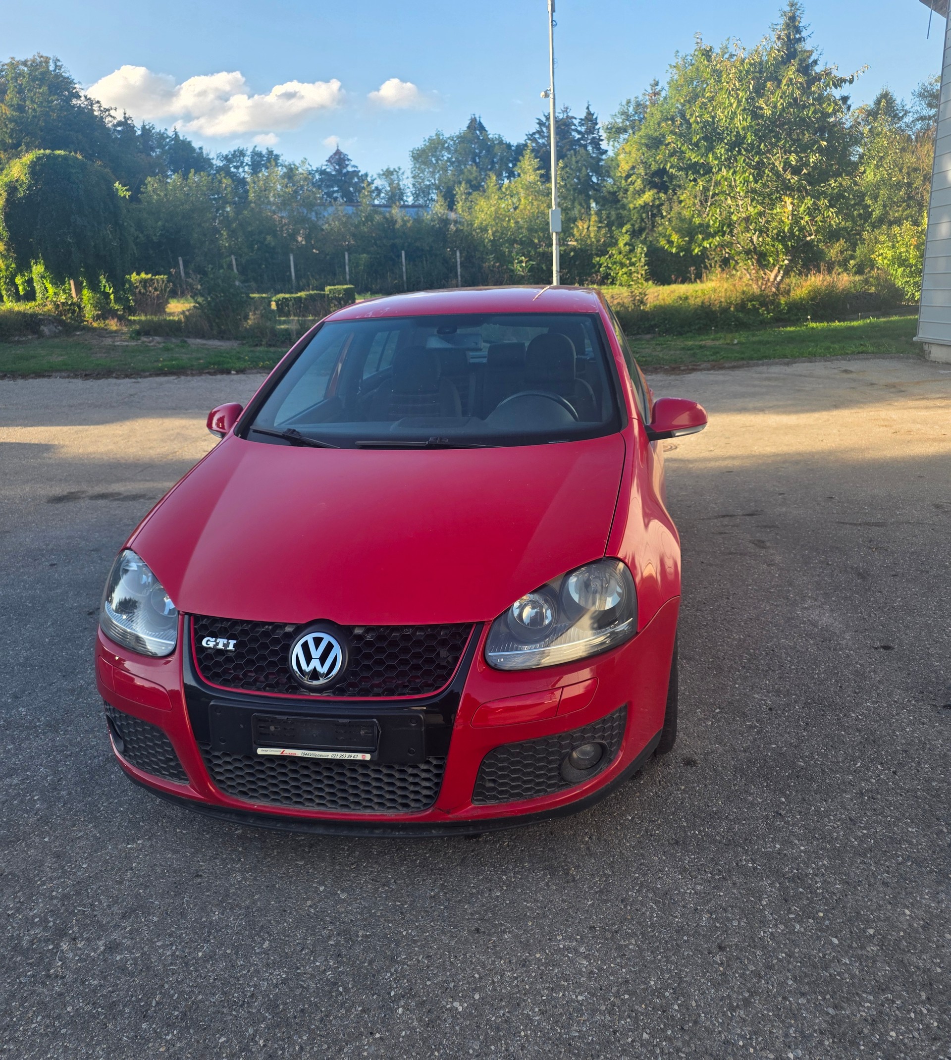 VW Golf 2.0 TFSI GTI-image-2