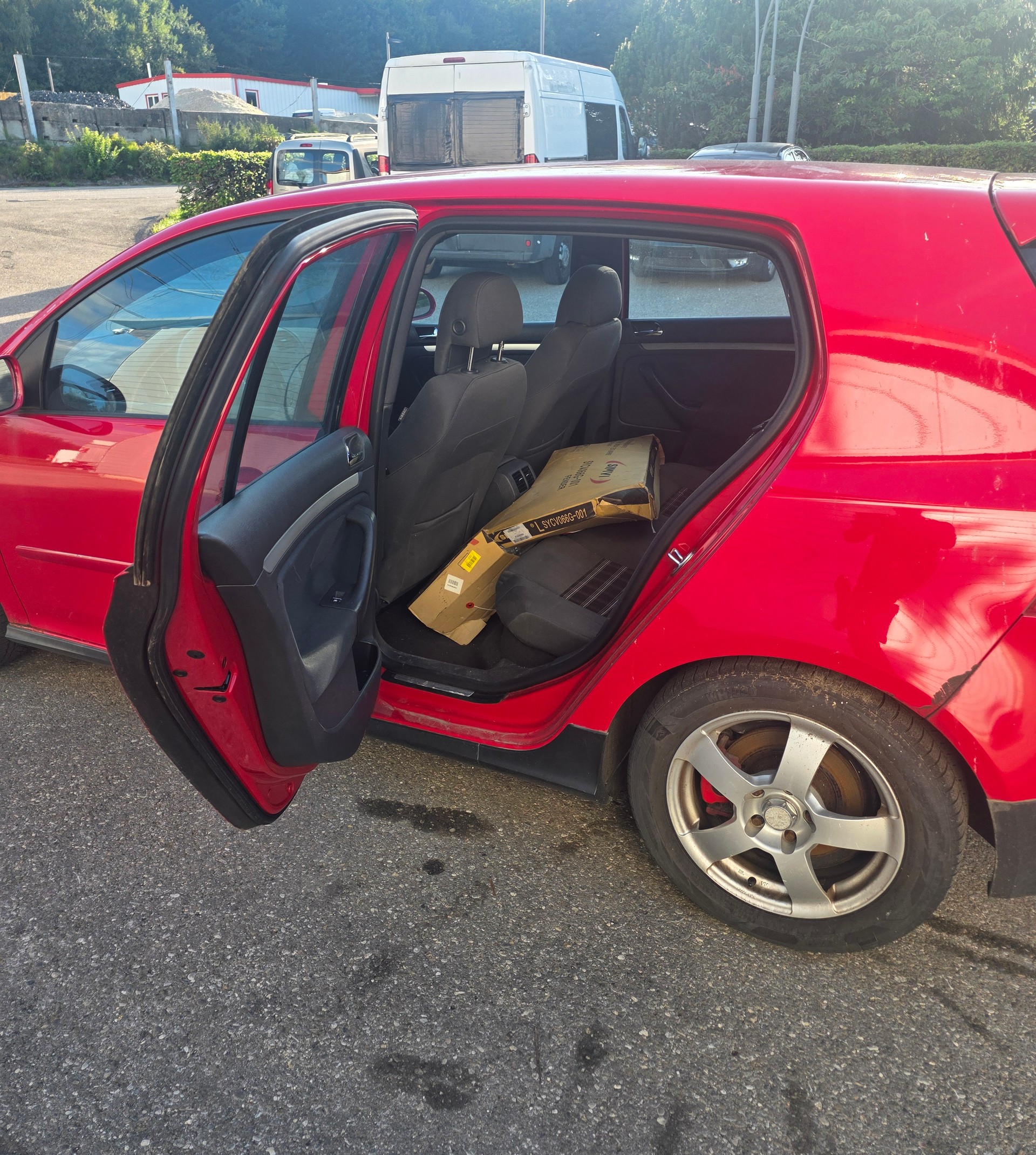VW Golf 2.0 TFSI GTI-image-7