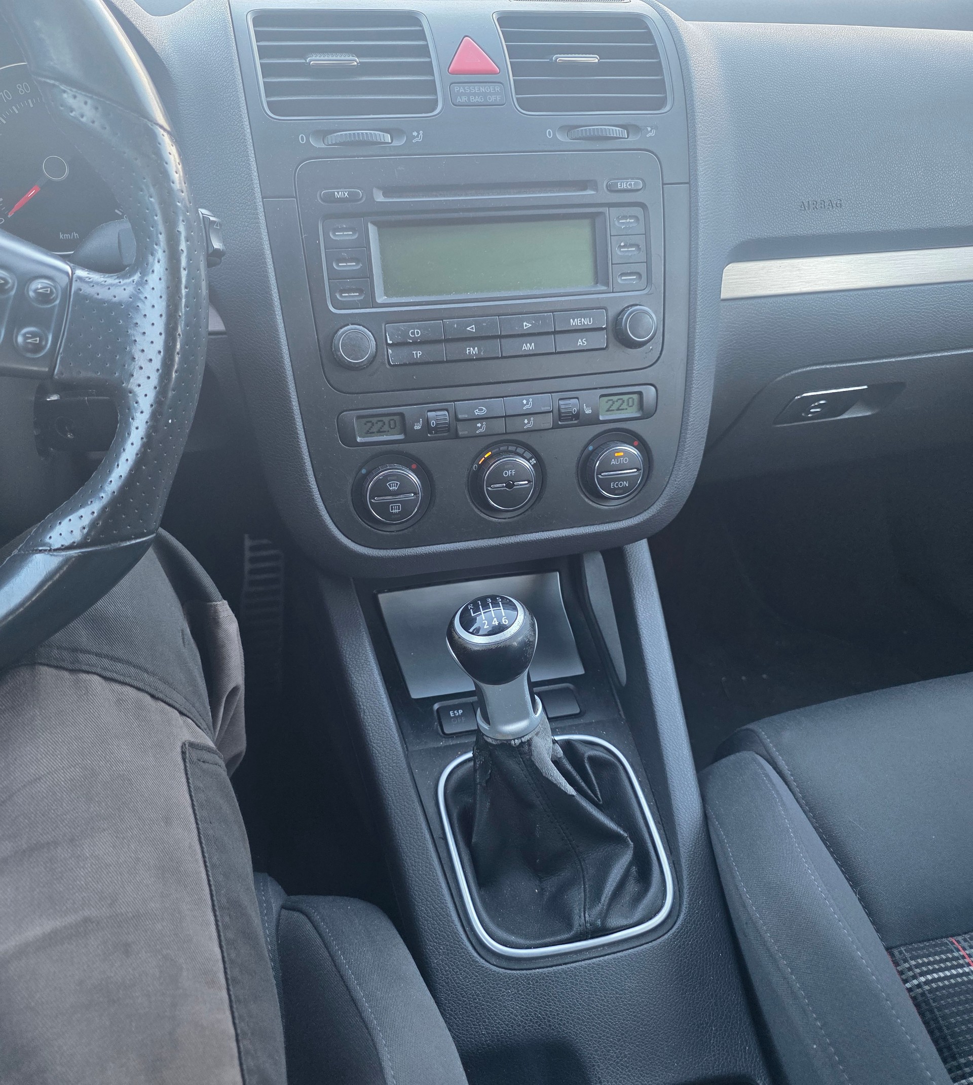 VW Golf 2.0 TFSI GTI-image-8