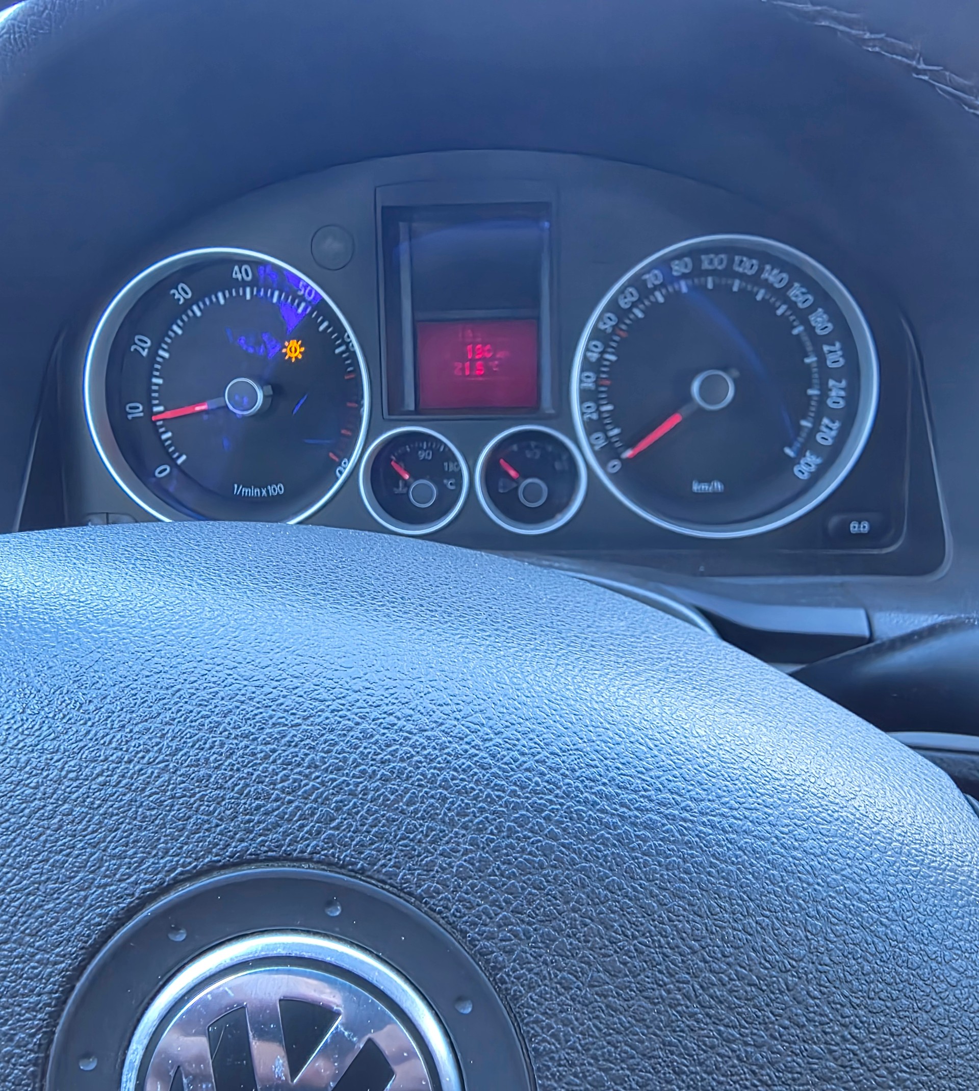 VW Golf 2.0 TFSI GTI-image-9