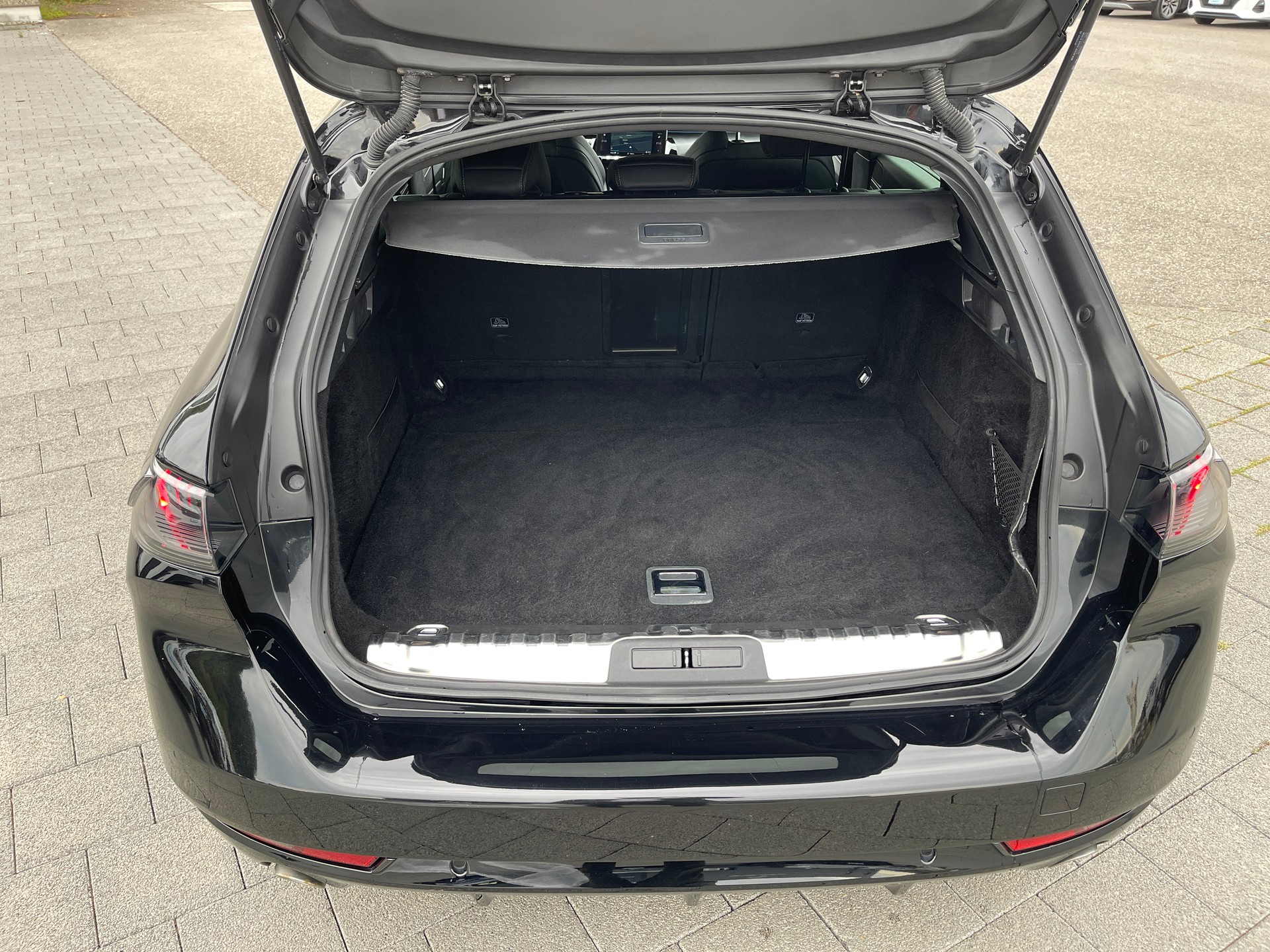PEUGEOT 508 1.6 PureTech GT Line EAT8-image-13