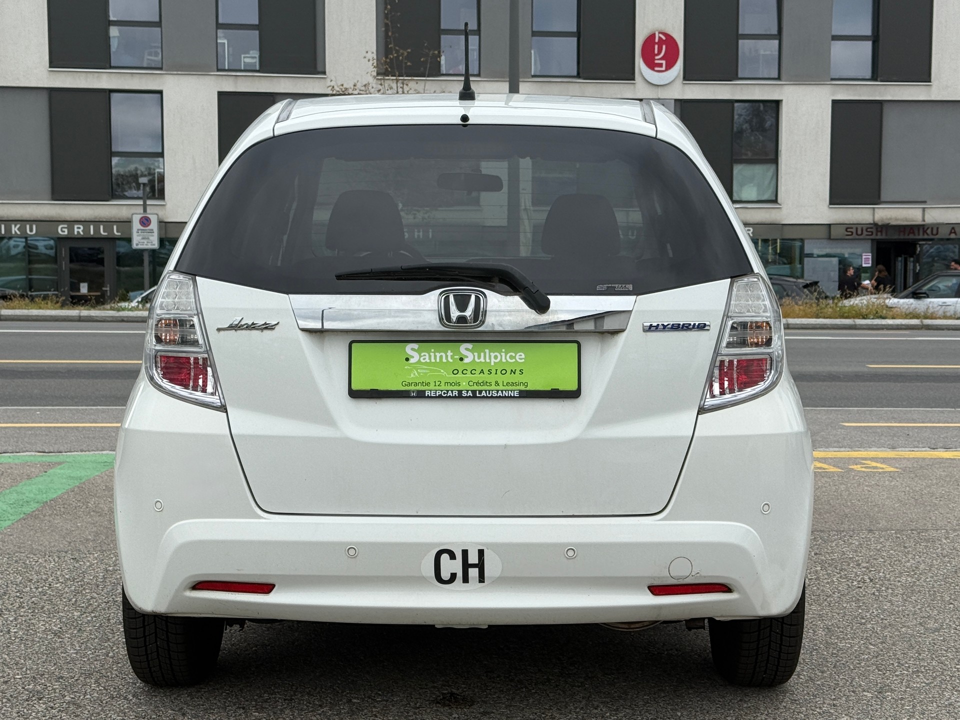 HONDA Jazz 1.3i Hybrid Comfort CVT - Automatique - Nouvelle Expertise : 22.10.2026 - Grand Service Fait à Jour - 104 g/km Rabais Taxe-showroom-element-3
